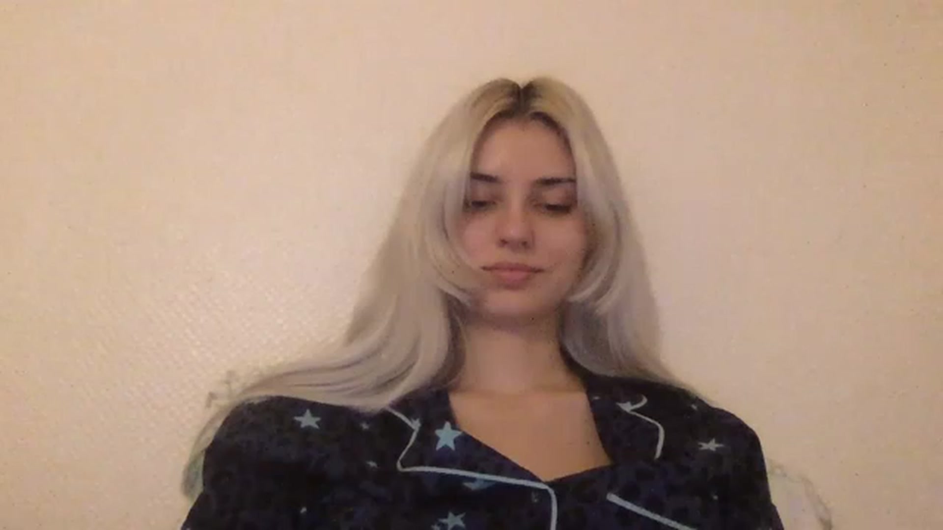 Gallery image thumbnail from LLuckyGirl's myfreecams stream on, 02/03/2023, 02:20 image 8 of 20