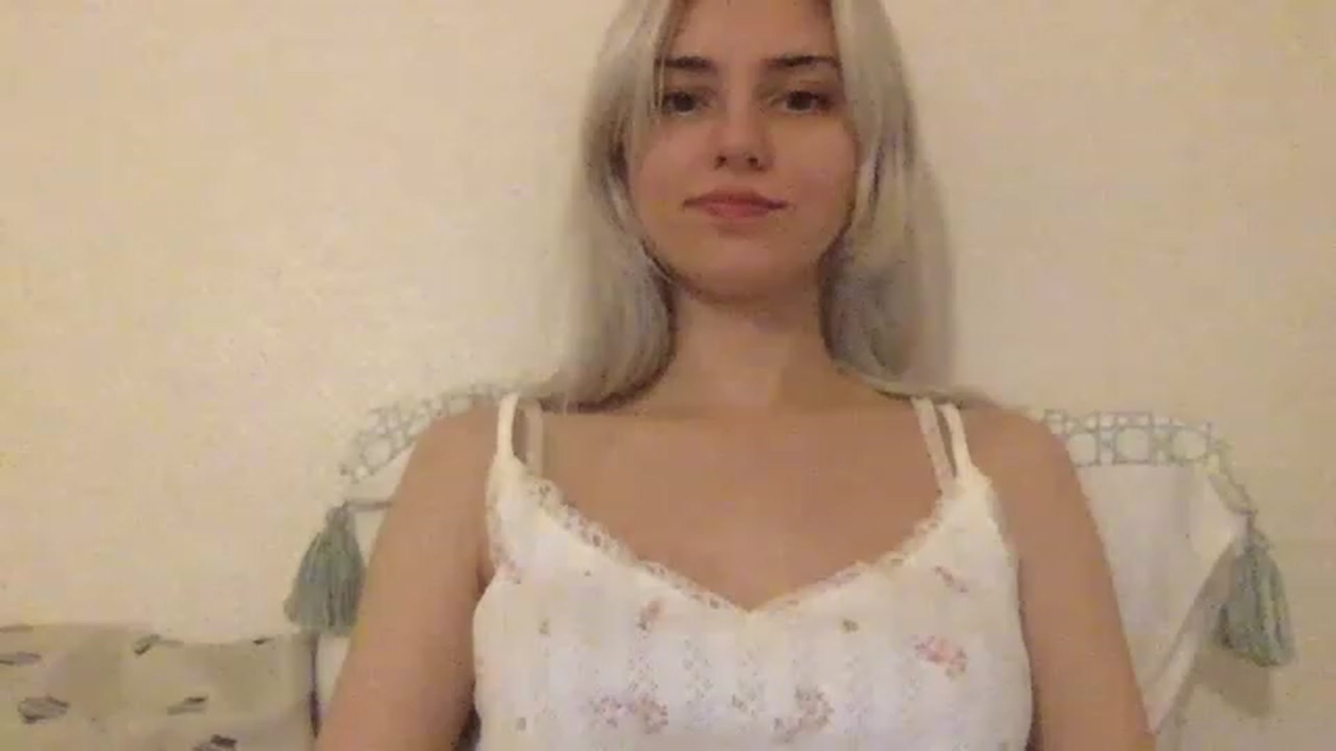 Gallery image thumbnail from LLuckyGirl's myfreecams stream on, 02/05/2023, 02:01 image 17 of 20