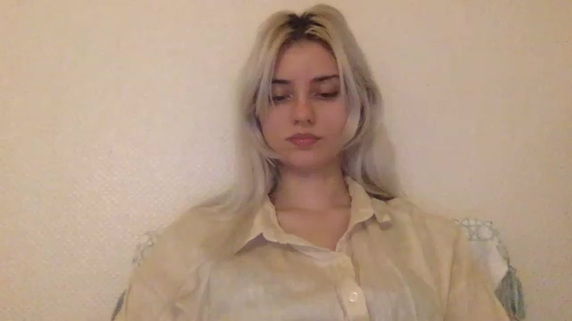 Gallery image thumbnail from LLuckyGirl's myfreecams stream on, 02/06/2023, 03:20 image 11 of 20