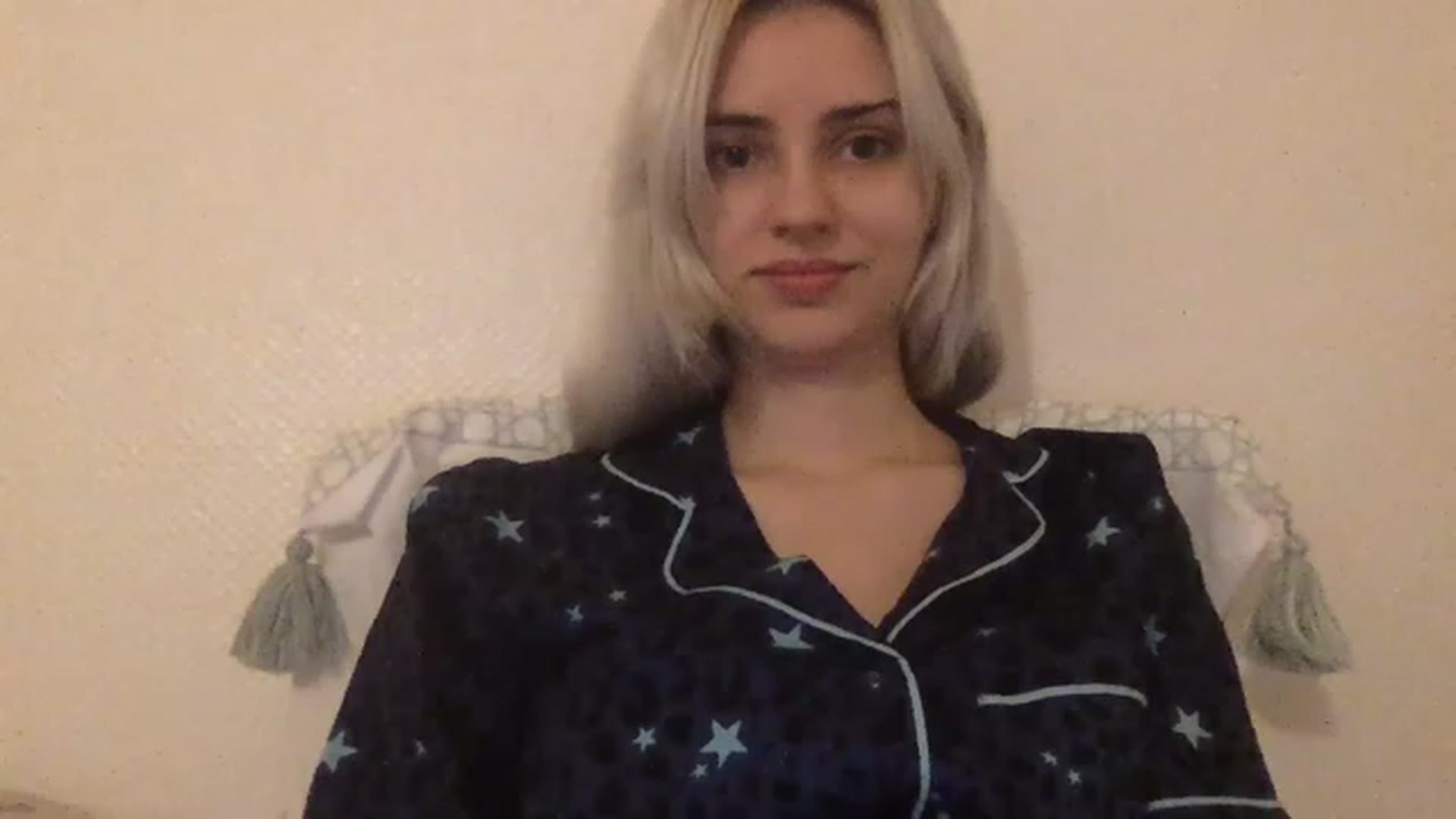 Gallery image thumbnail from LLuckyGirl's myfreecams stream on, 02/07/2023, 01:40 image 3 of 20