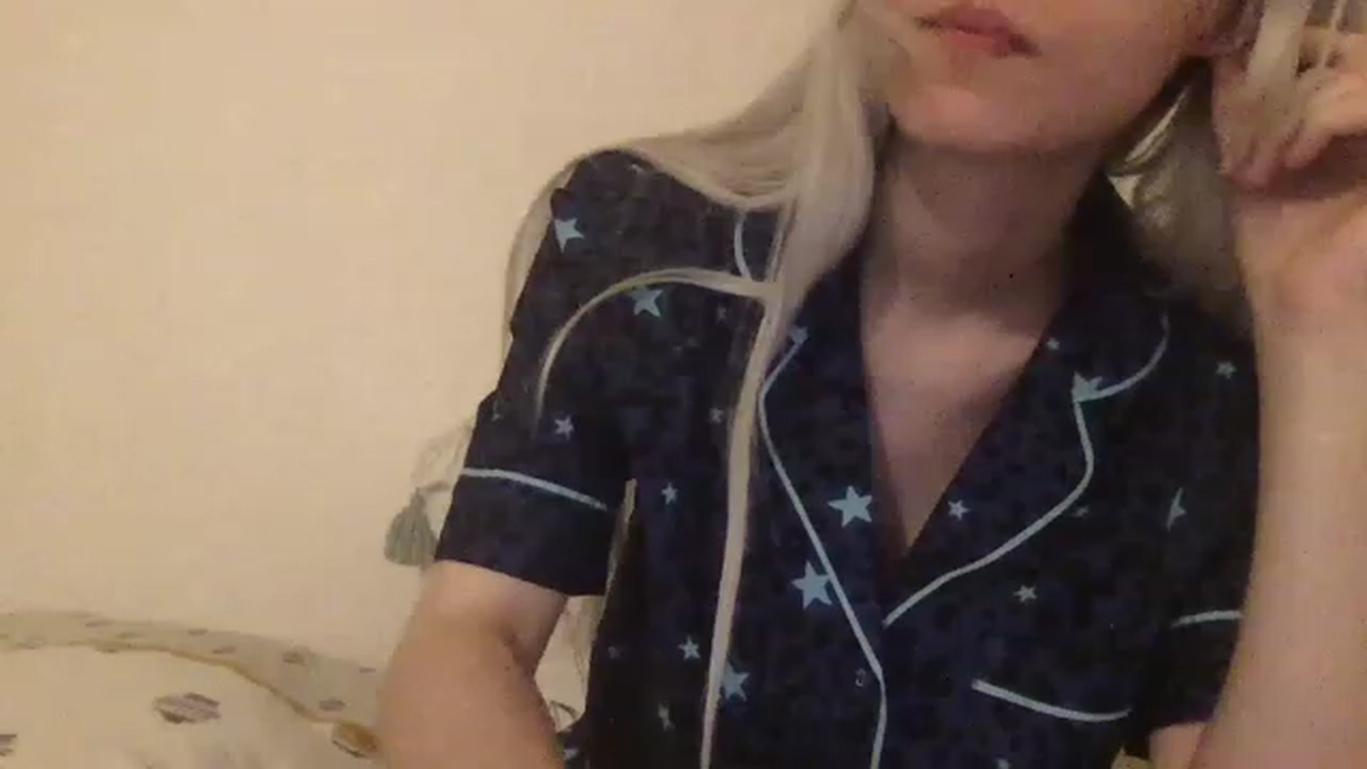 Gallery image thumbnail from LLuckyGirl's myfreecams stream on, 02/07/2023, 02:57 image 1 of 20