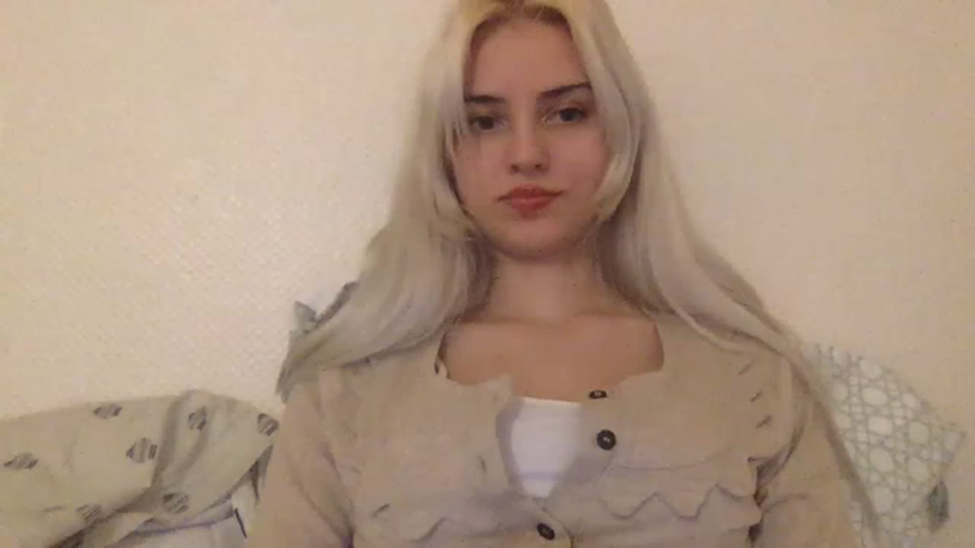 Gallery image thumbnail from LLuckyGirl's myfreecams stream on, 02/14/2023, 24:01 image 5 of 20