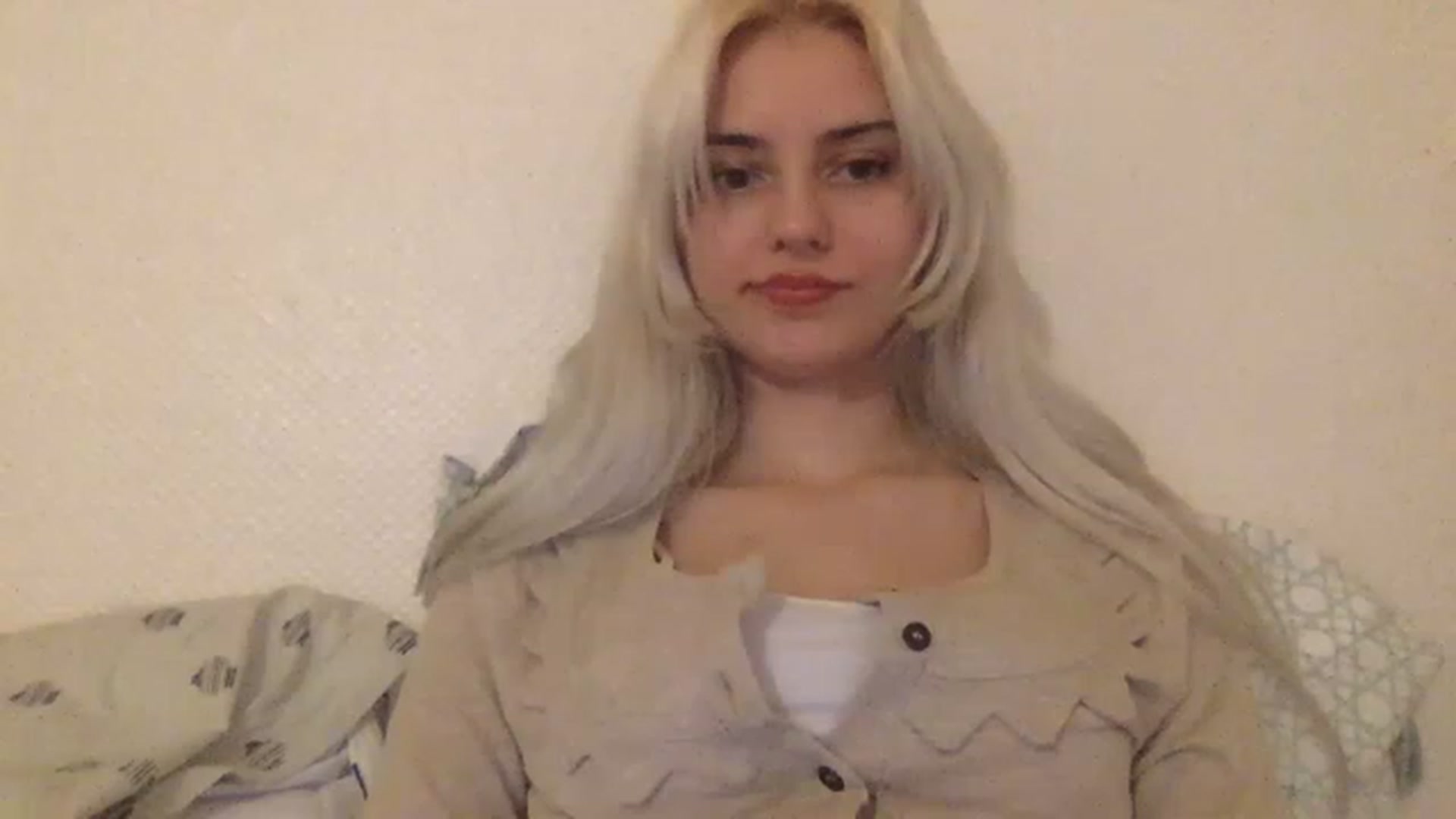 Gallery image thumbnail from LLuckyGirl's myfreecams stream on, 02/14/2023, 24:01 image 7 of 20
