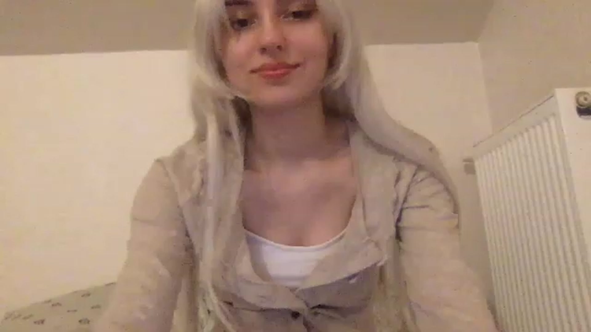 Gallery image thumbnail from LLuckyGirl's myfreecams stream on, 02/14/2023, 01:09 image 15 of 20