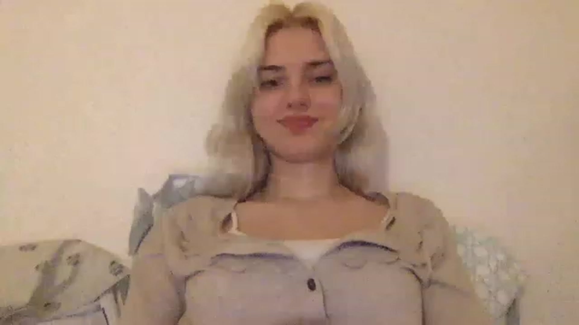 Gallery image thumbnail from LLuckyGirl's myfreecams stream on, 02/14/2023, 01:09 image 6 of 20