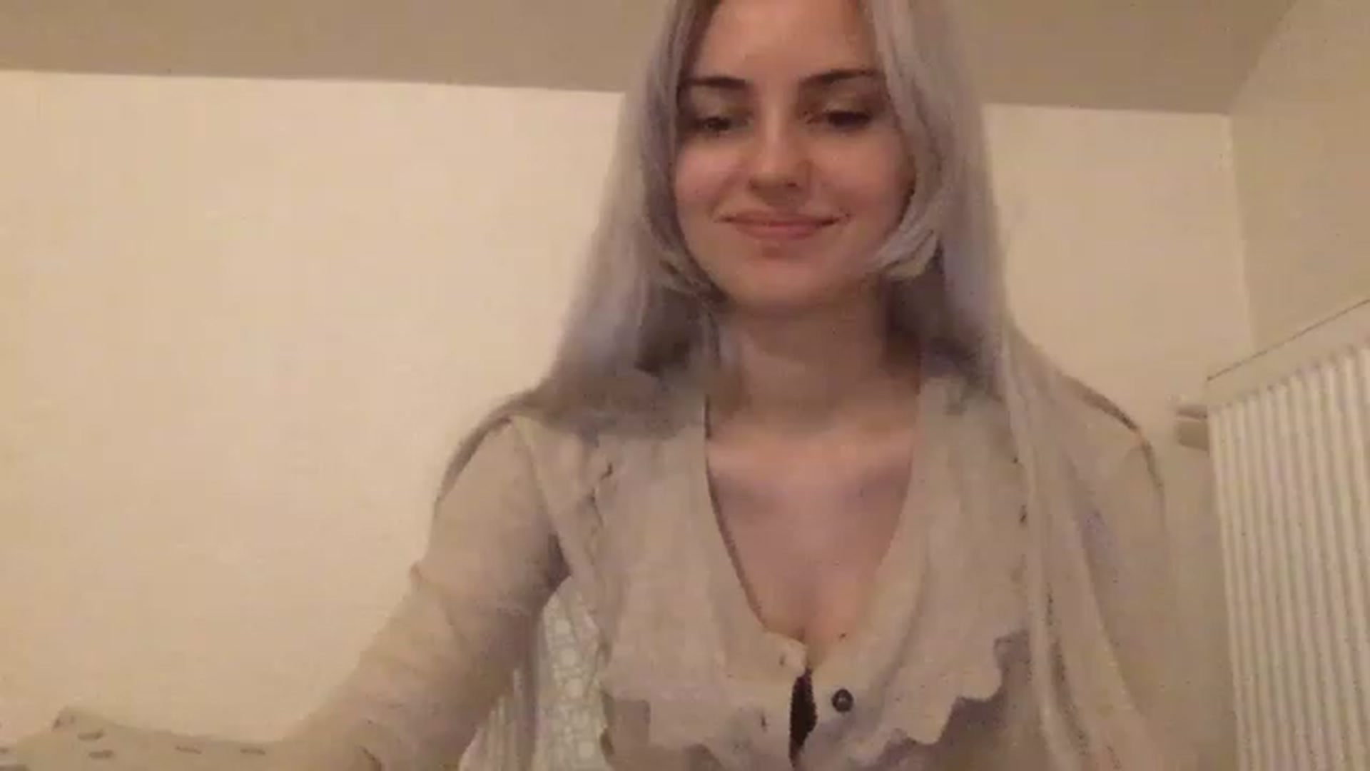 Gallery image thumbnail from LLuckyGirl's myfreecams stream on, 02/18/2023, 02:16 image 7 of 20