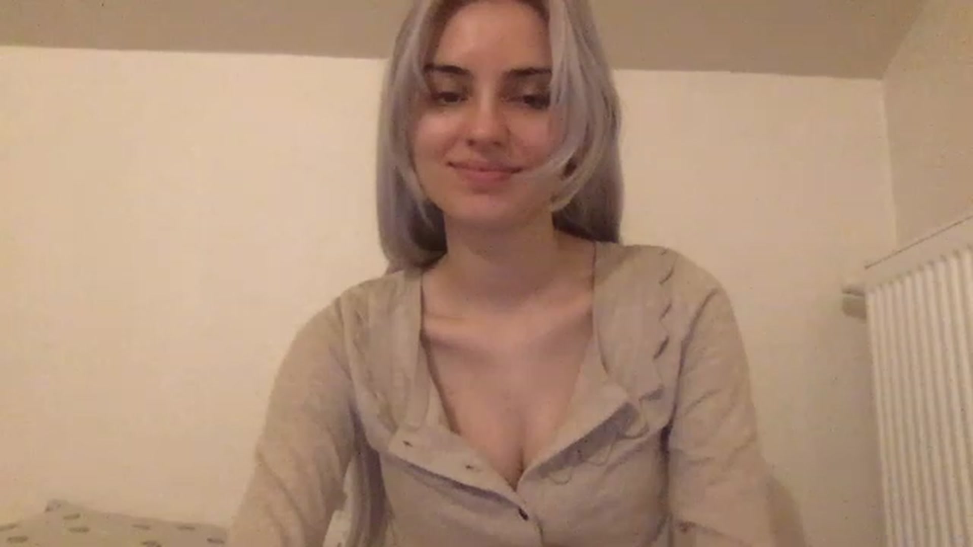 Gallery image thumbnail from LLuckyGirl's myfreecams stream on, 02/18/2023, 02:16 image 16 of 20
