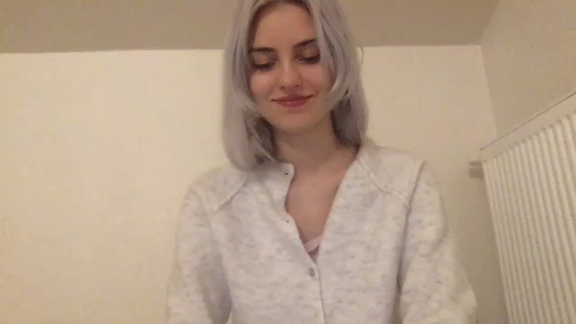 Gallery image thumbnail from LLuckyGirl's myfreecams stream on, 02/18/2023, 23:55 image 1 of 20