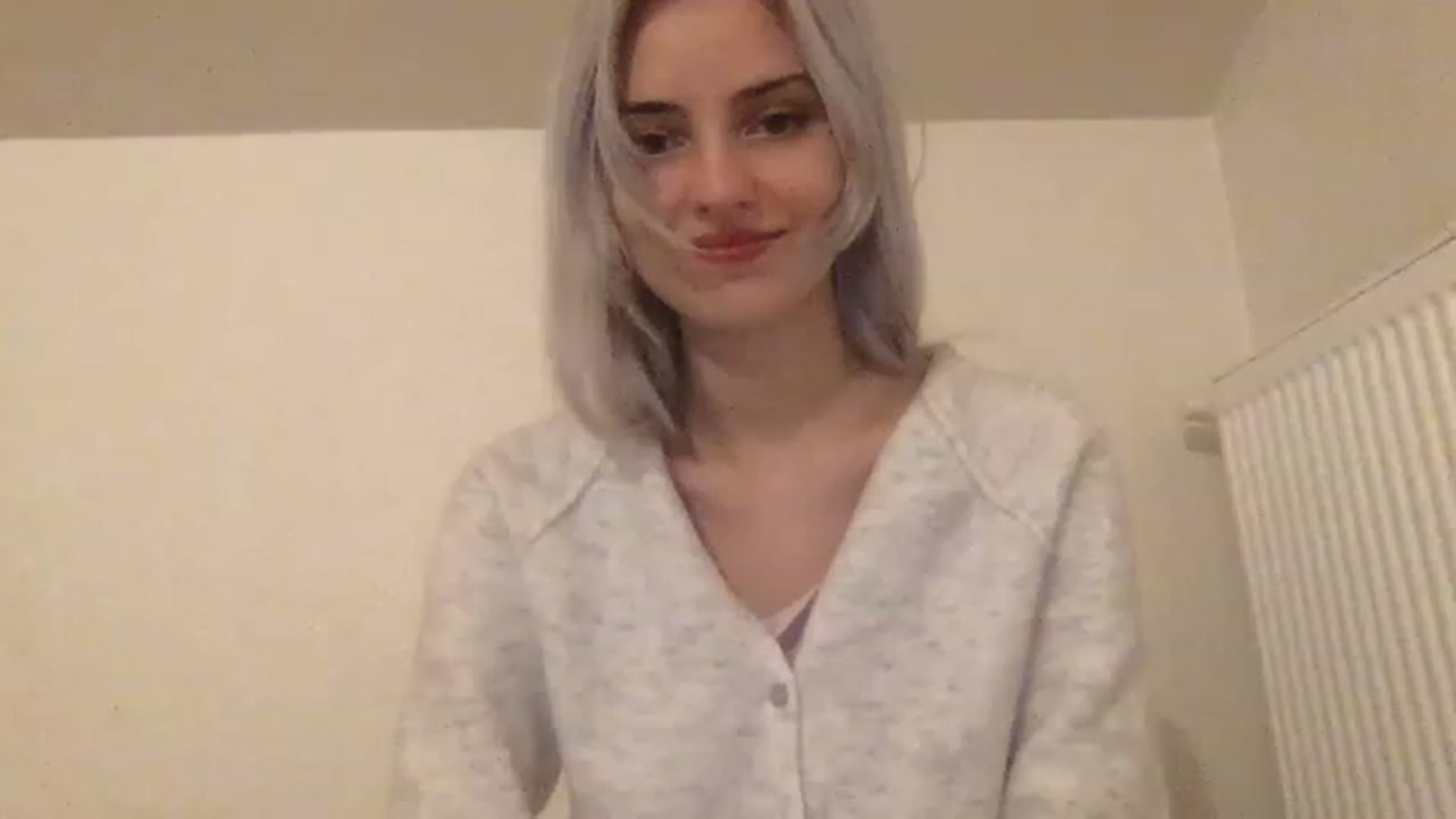 Gallery image thumbnail from LLuckyGirl's myfreecams stream on, 02/18/2023, 23:55 image 11 of 20
