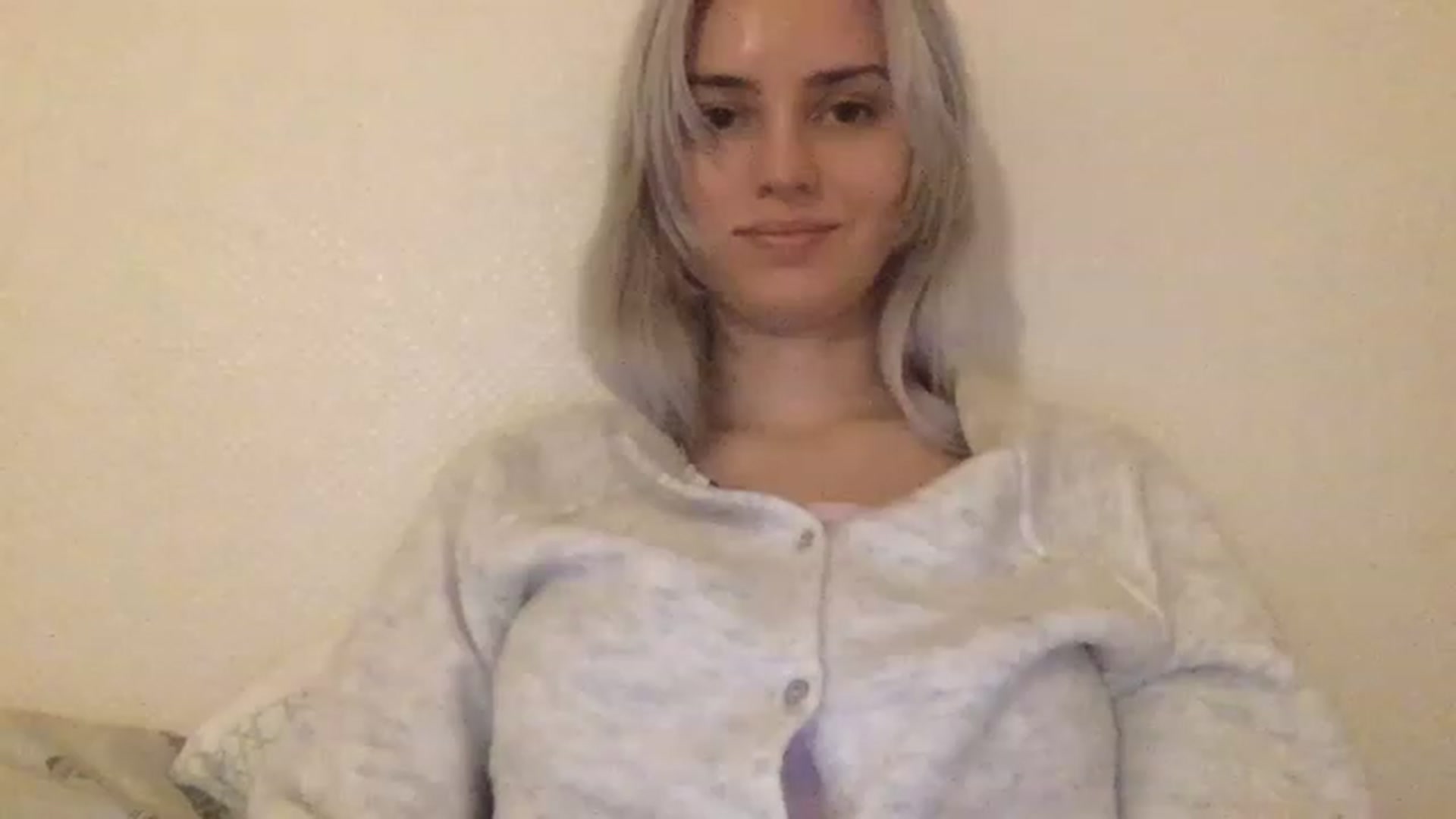 Gallery image thumbnail from LLuckyGirl's myfreecams stream on, 02/21/2023, 03:06 image 12 of 20