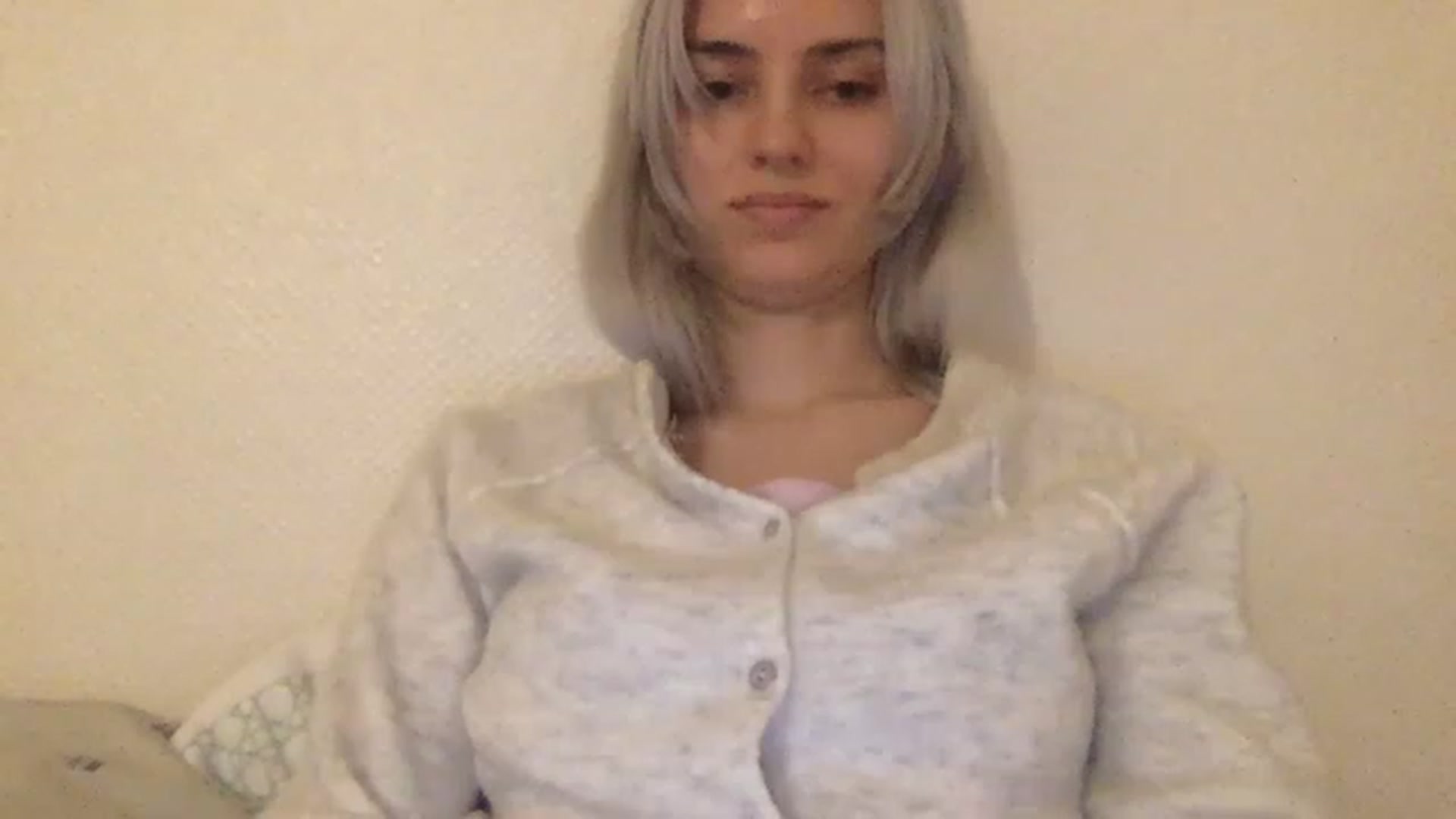 Gallery image thumbnail from LLuckyGirl's myfreecams stream on, 02/21/2023, 03:06 image 3 of 20