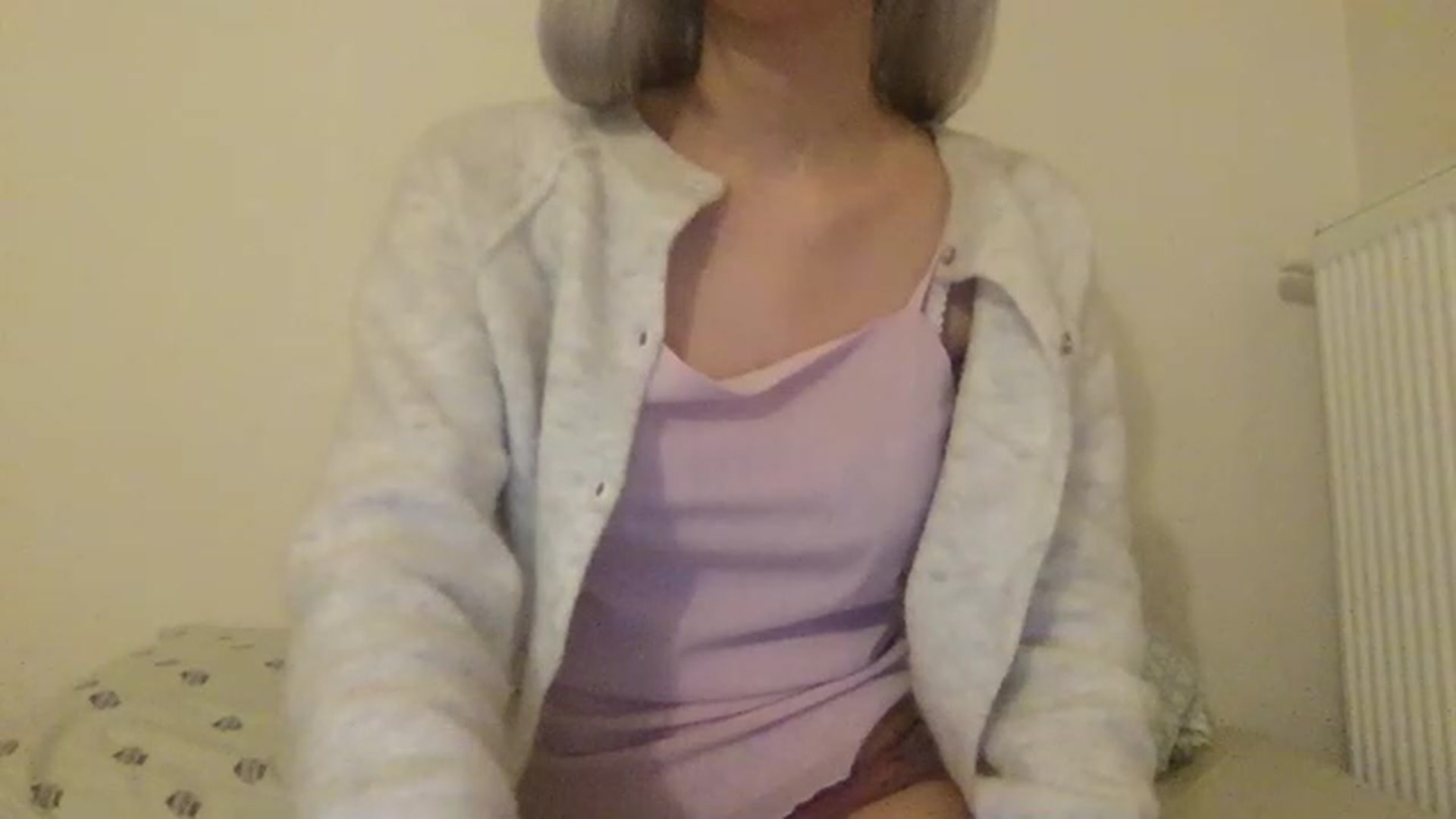 Gallery image thumbnail from LLuckyGirl's myfreecams stream on, 02/21/2023, 03:44 image 17 of 20