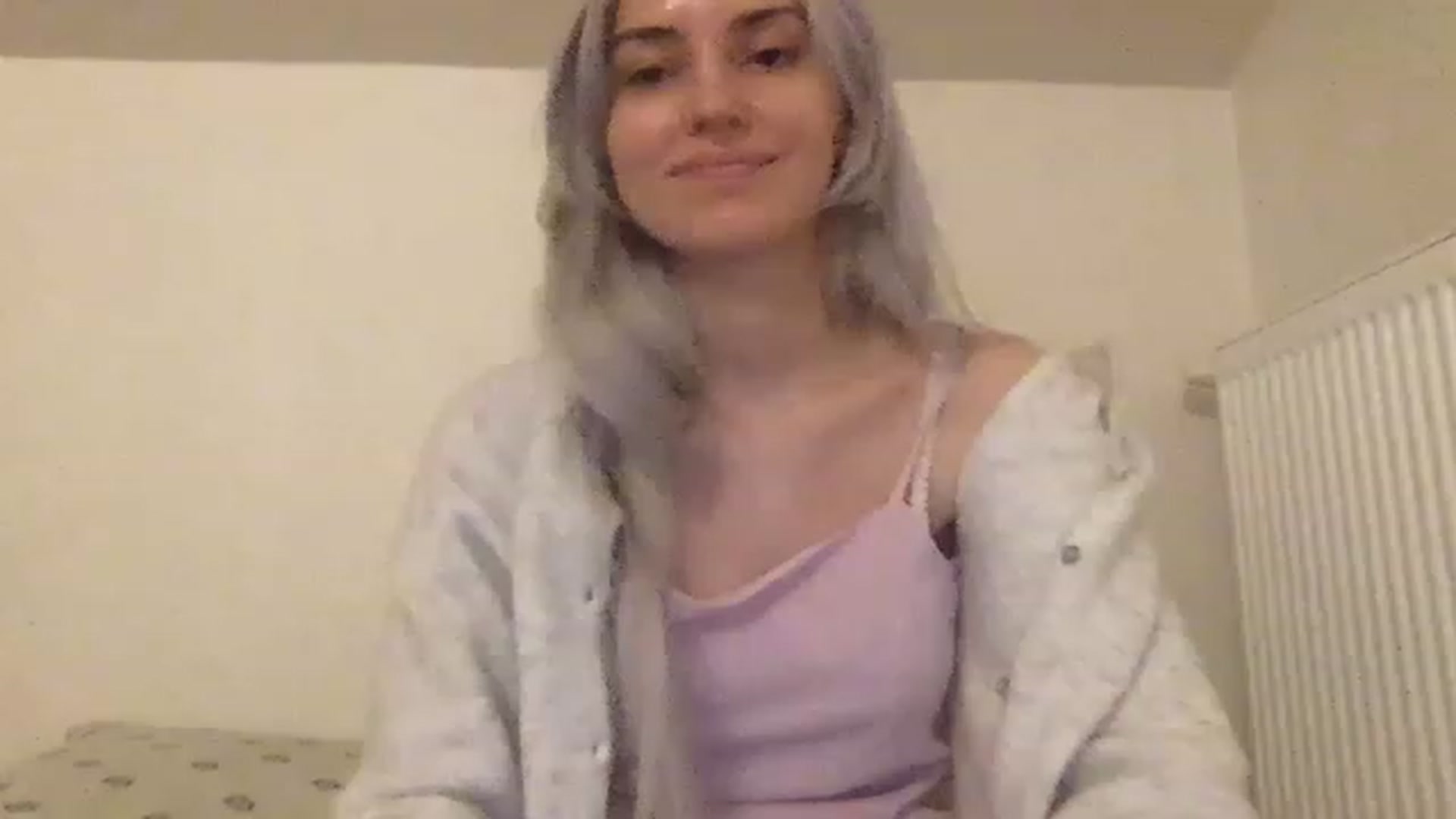Gallery image thumbnail from LLuckyGirl's myfreecams stream on, 02/21/2023, 03:44 image 3 of 20