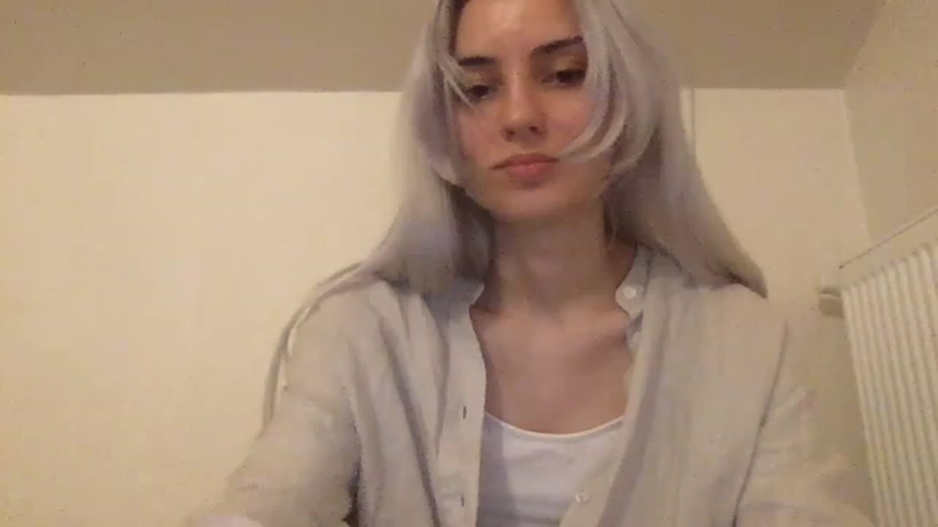 Gallery image thumbnail from LLuckyGirl's myfreecams stream on, 02/24/2023, 02:07 image 10 of 20