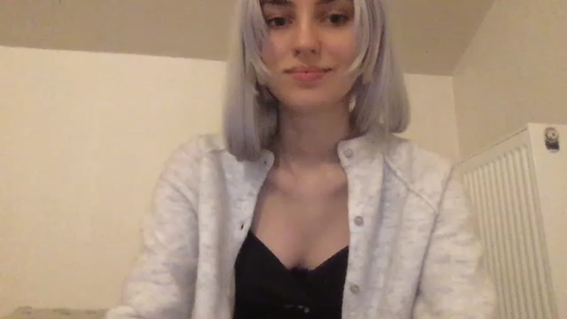 Gallery image thumbnail from LLuckyGirl's myfreecams stream on, 03/01/2023, 24:00 image 1 of 20