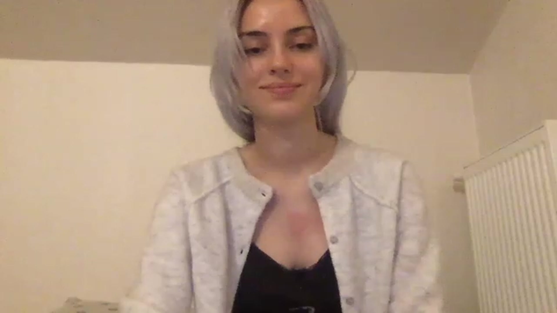 Gallery image thumbnail from LLuckyGirl's myfreecams stream on, 03/01/2023, 03:12 image 20 of 20