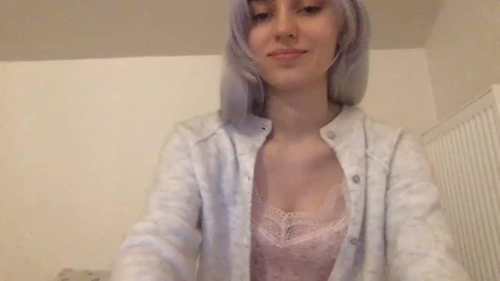 Gallery image thumbnail from LLuckyGirl's myfreecams stream on, 03/03/2023, 01:57 image 2 of 20