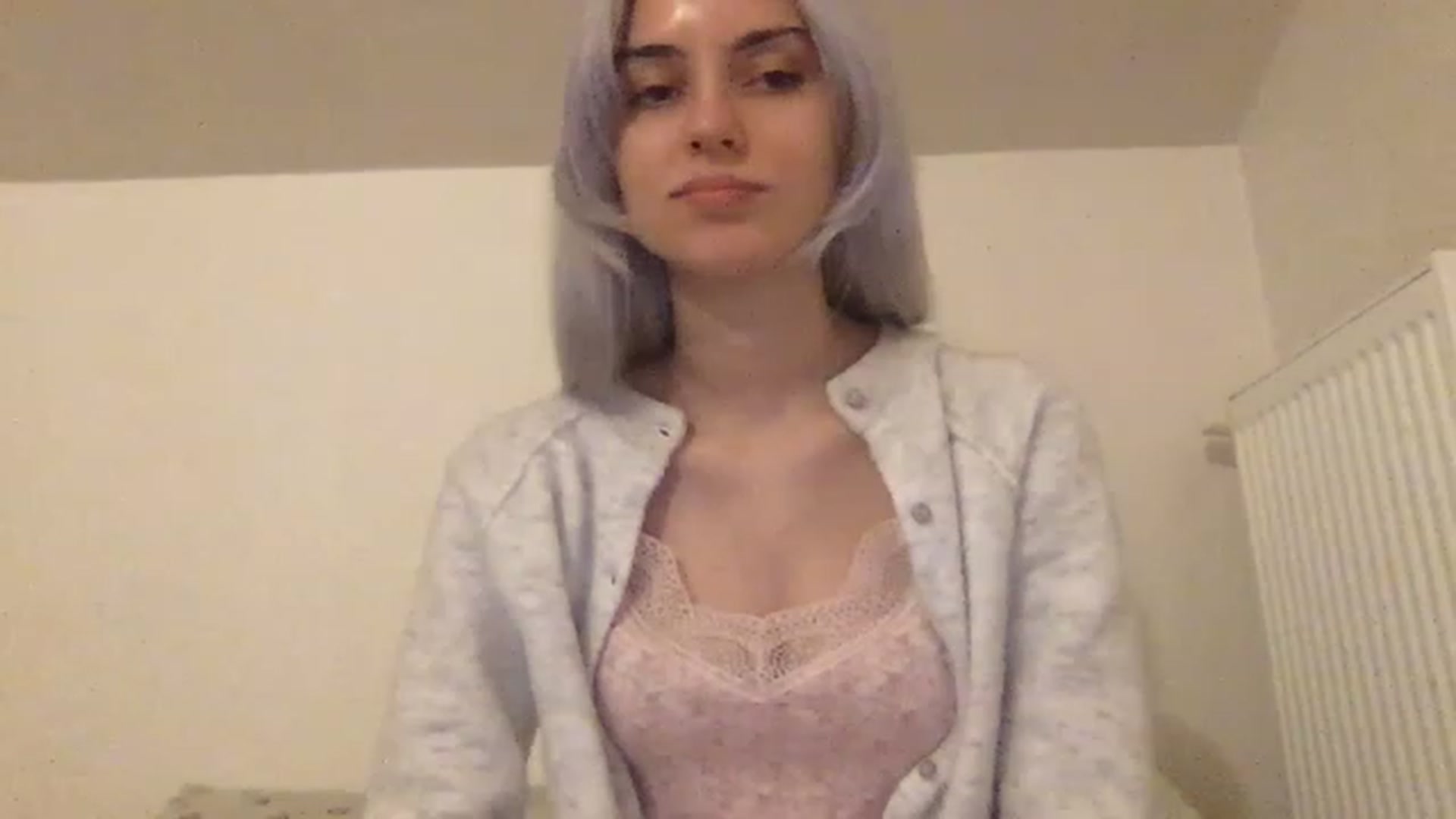 Gallery image thumbnail from LLuckyGirl's myfreecams stream on, 03/03/2023, 01:57 image 1 of 20