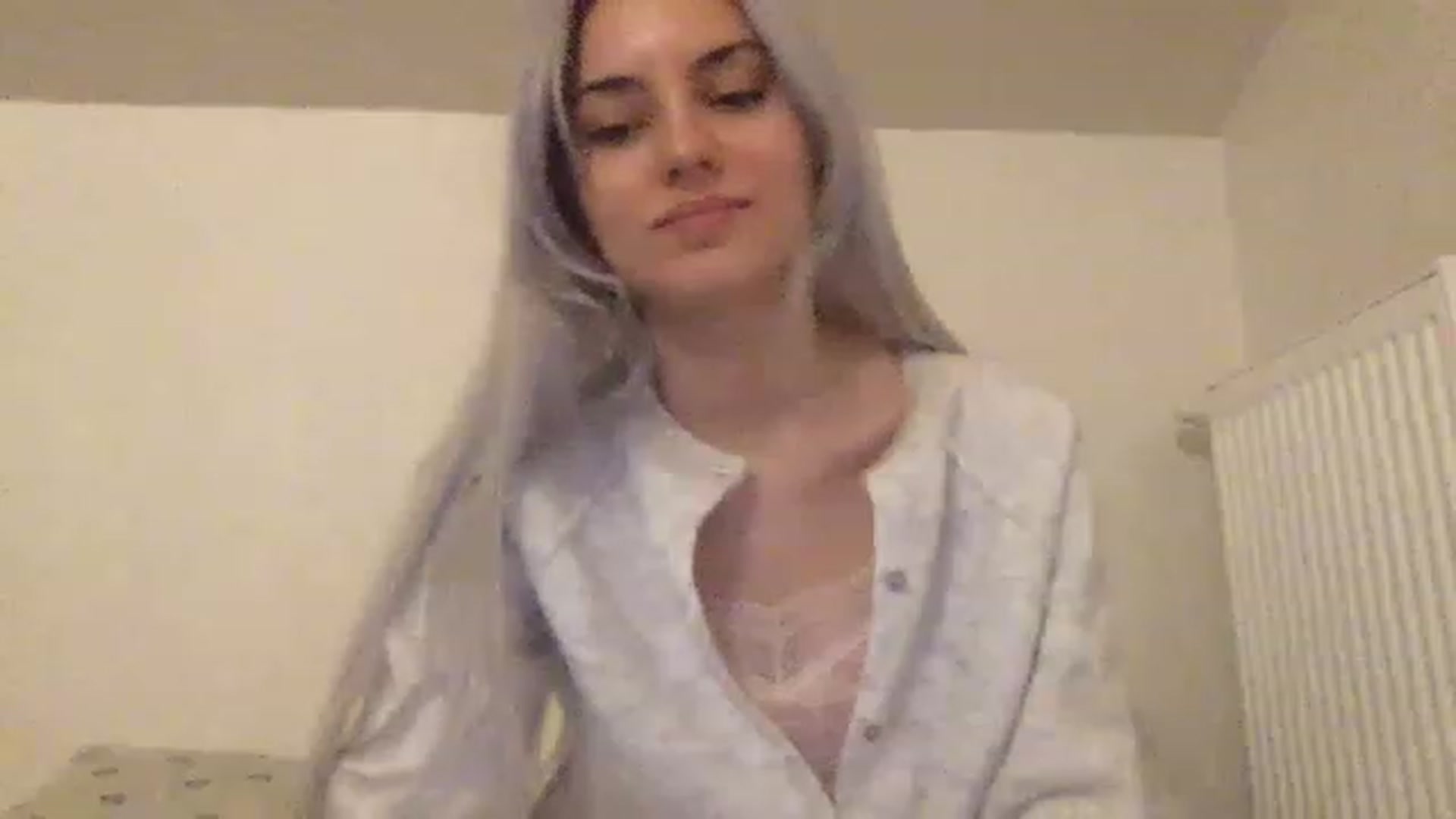 Gallery image thumbnail from LLuckyGirl's myfreecams stream on, 03/06/2023, 03:57 image 19 of 20