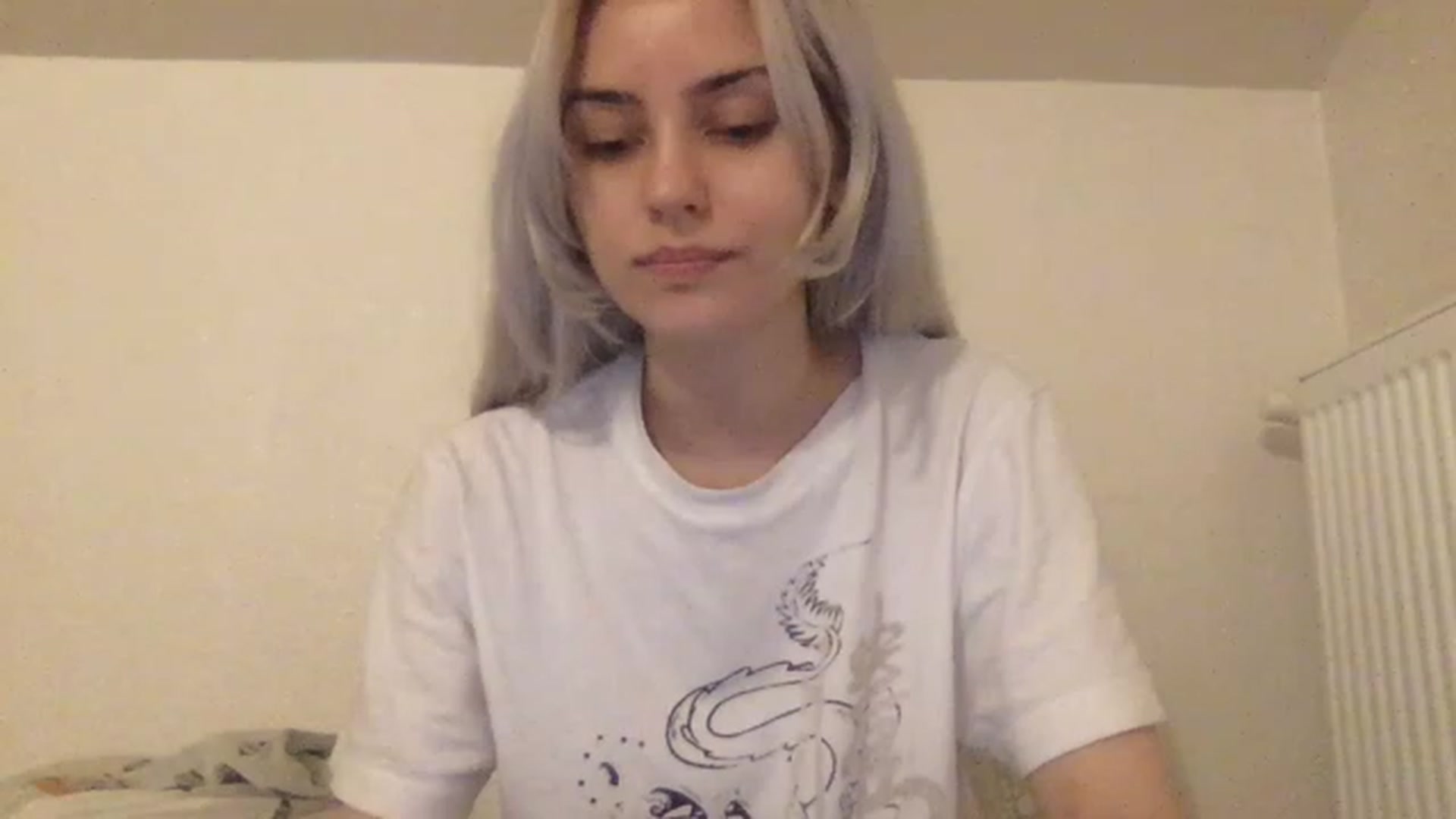 Gallery image thumbnail from LLuckyGirl's myfreecams stream on, 03/29/2023, 22:41 image 12 of 20