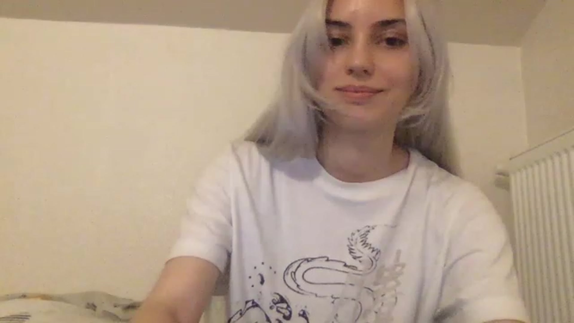 Gallery image thumbnail from LLuckyGirl's myfreecams stream on, 03/29/2023, 23:54 image 14 of 20
