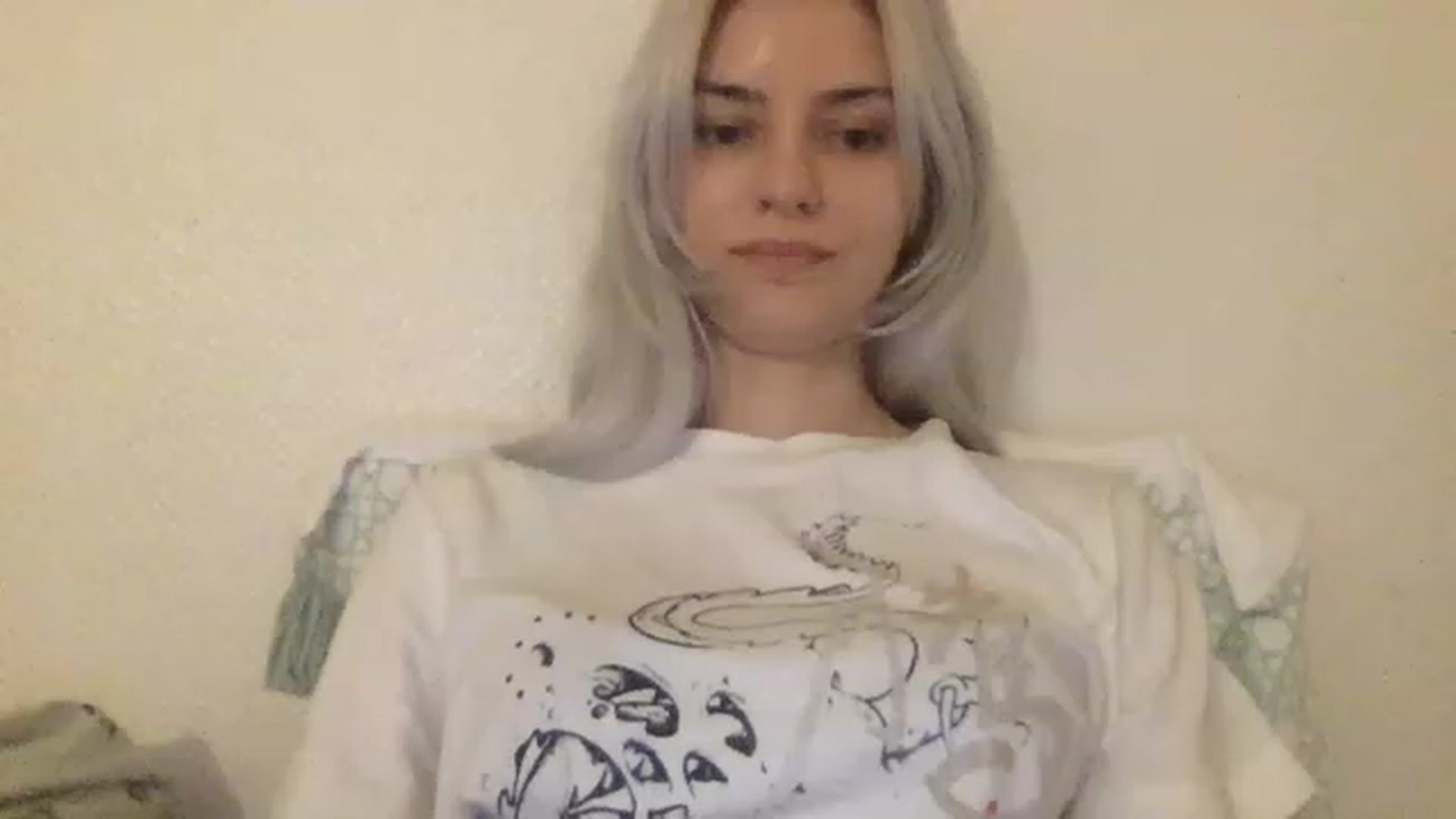 Gallery image thumbnail from LLuckyGirl's myfreecams stream on, 03/29/2023, 23:54 image 16 of 20