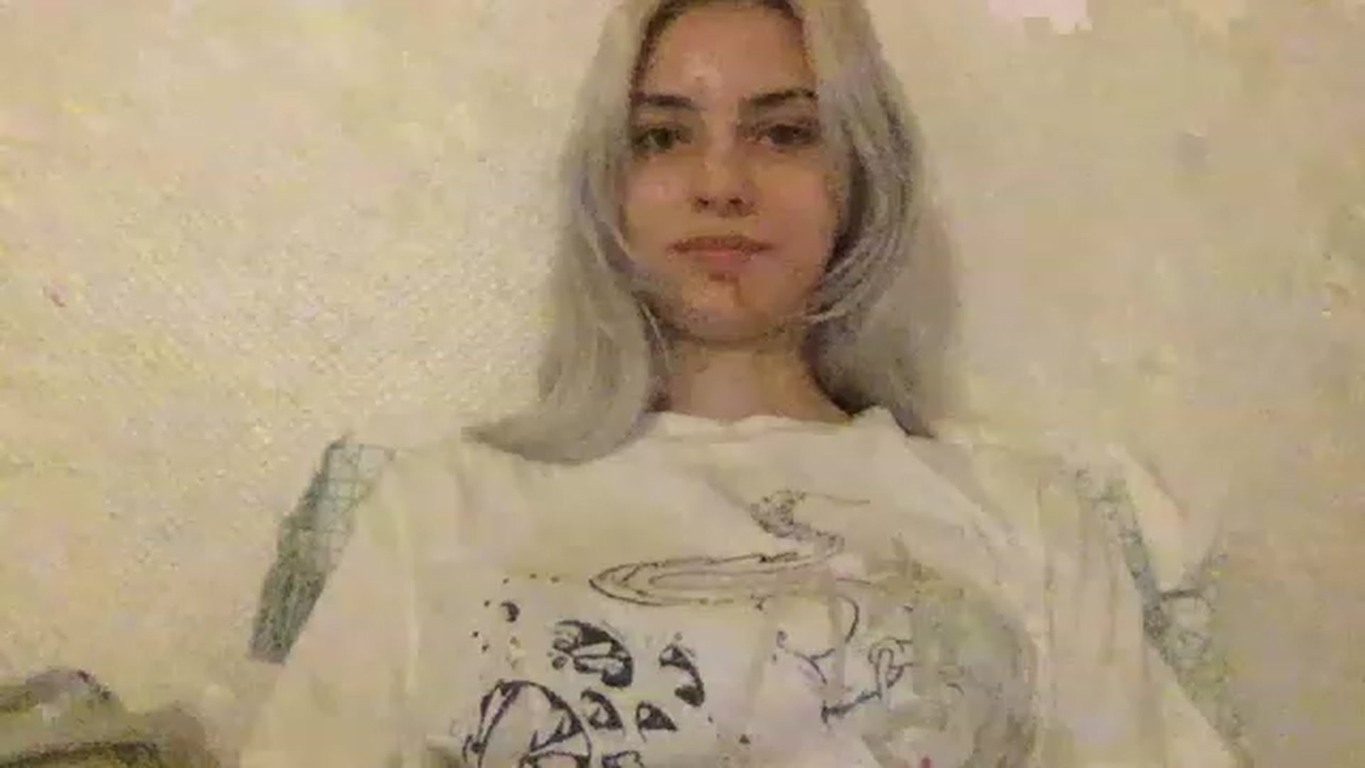 Gallery image thumbnail from LLuckyGirl's myfreecams stream on, 03/29/2023, 23:54 image 15 of 20