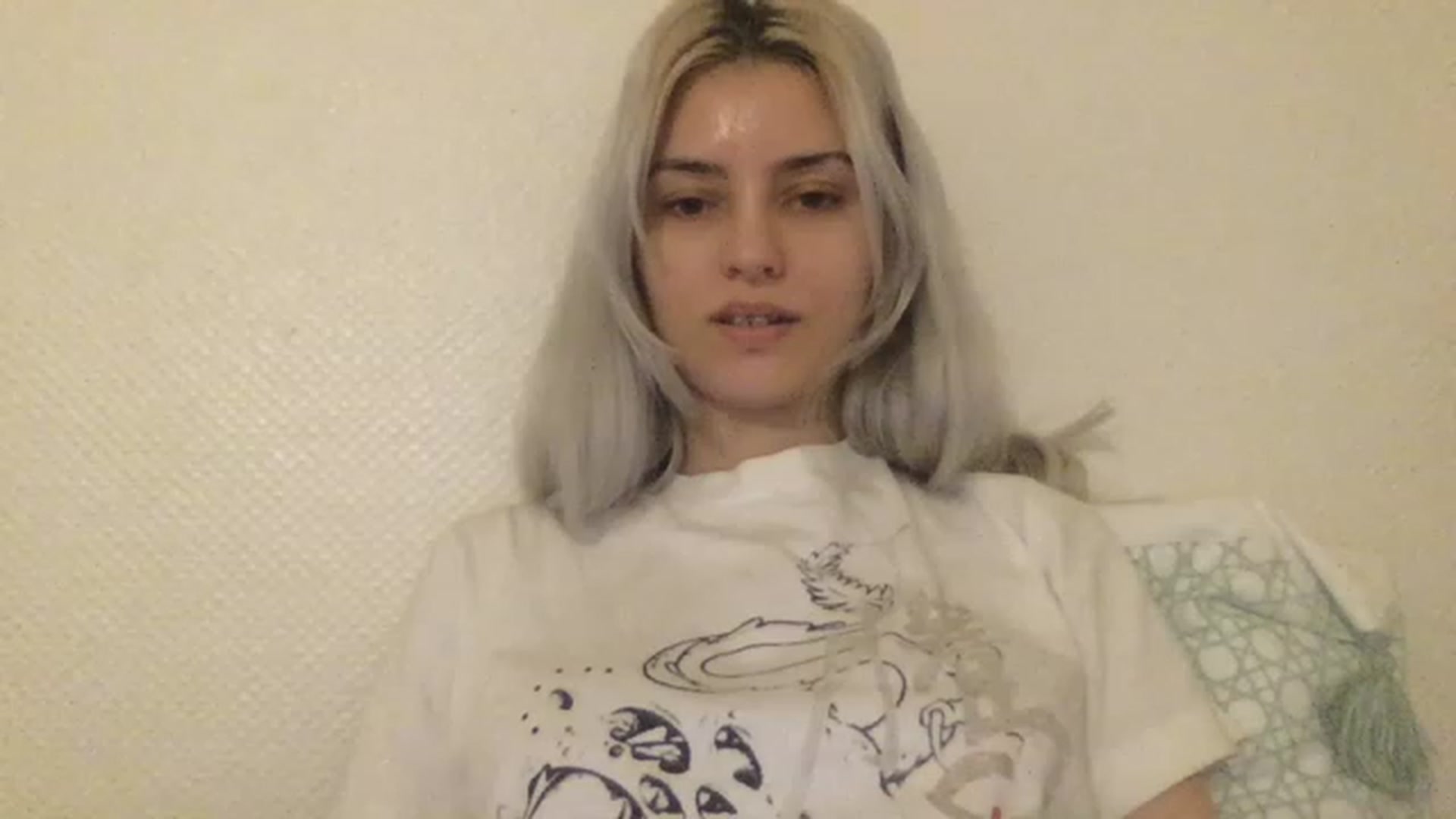 Gallery image thumbnail from LLuckyGirl's myfreecams stream on, 03/31/2023, 23:56 image 6 of 20