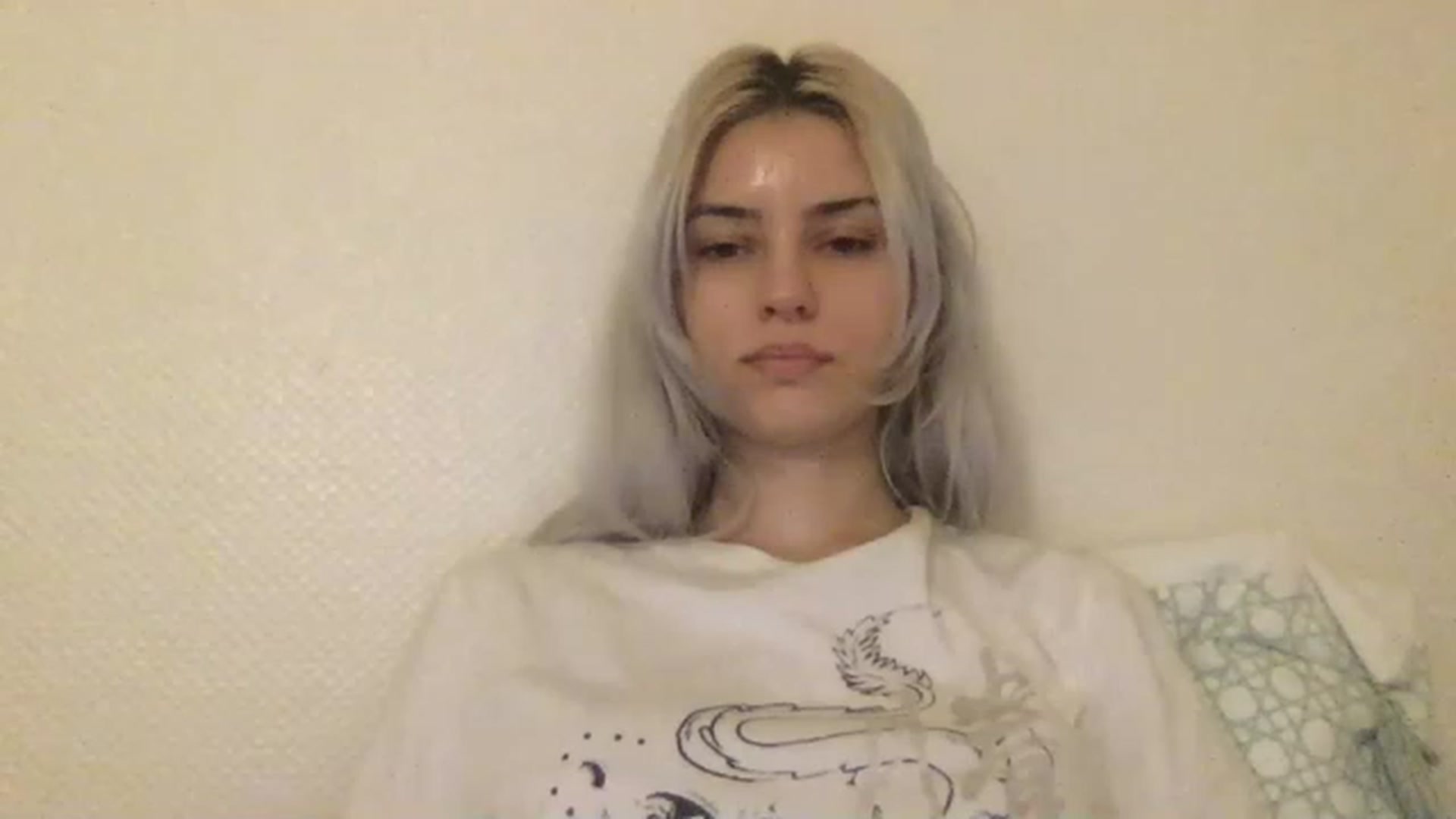 Gallery image thumbnail from LLuckyGirl's myfreecams stream on, 03/31/2023, 23:56 image 18 of 20