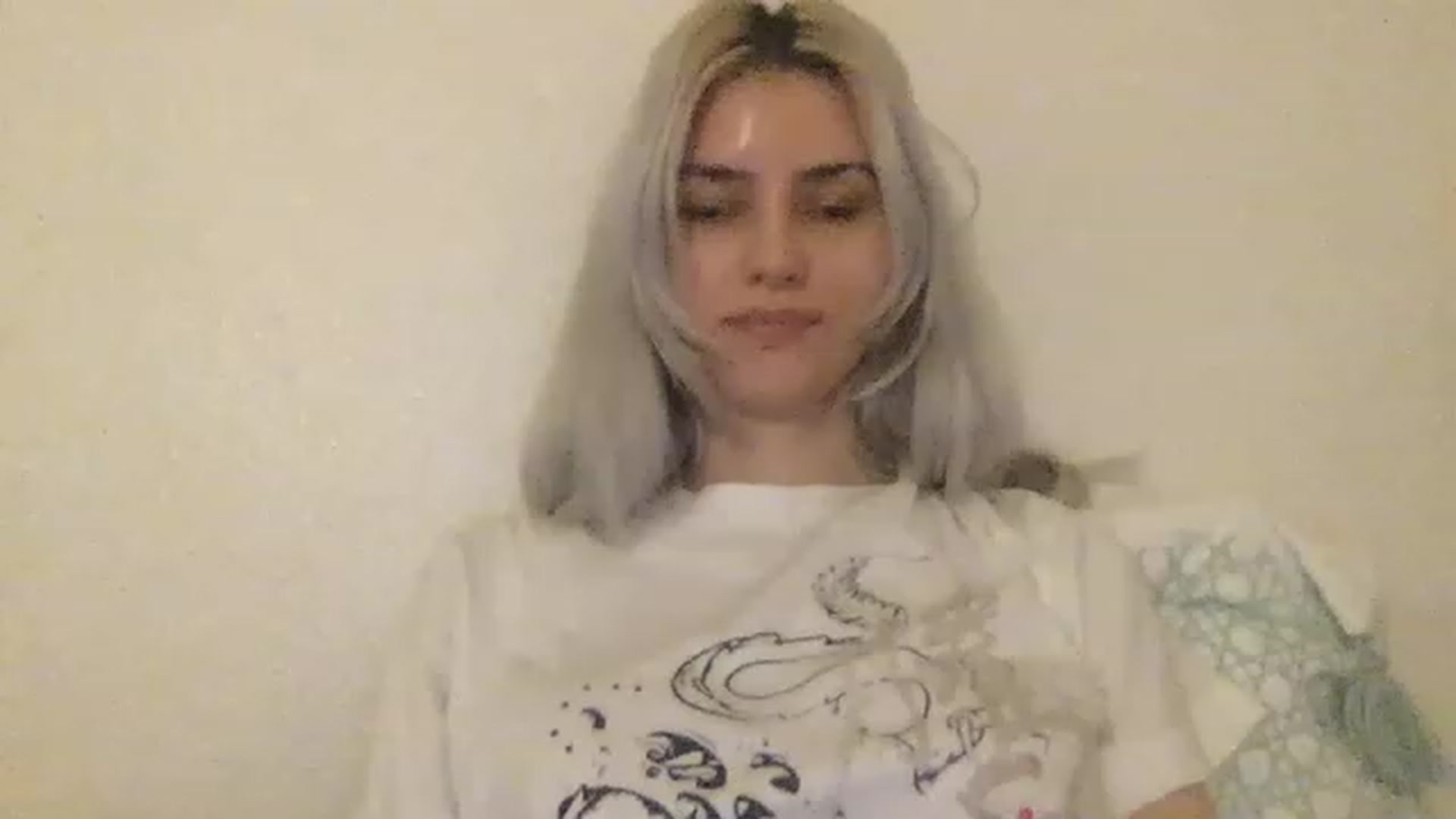 Gallery image thumbnail from LLuckyGirl's myfreecams stream on, 03/31/2023, 23:56 image 9 of 20