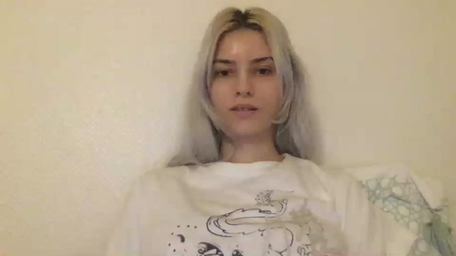 Gallery image thumbnail from LLuckyGirl's myfreecams stream on, 03/31/2023, 23:56 image 15 of 20