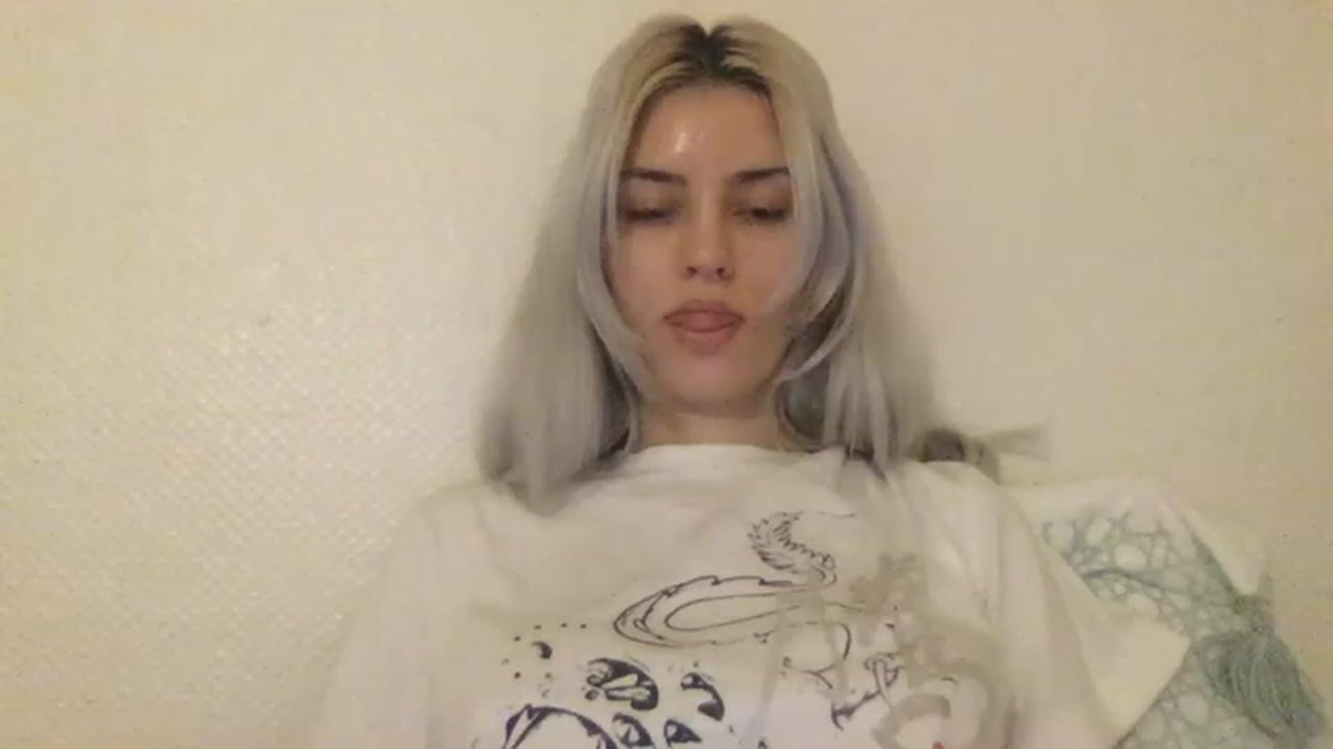 Gallery image thumbnail from LLuckyGirl's myfreecams stream on, 03/31/2023, 23:56 image 7 of 20