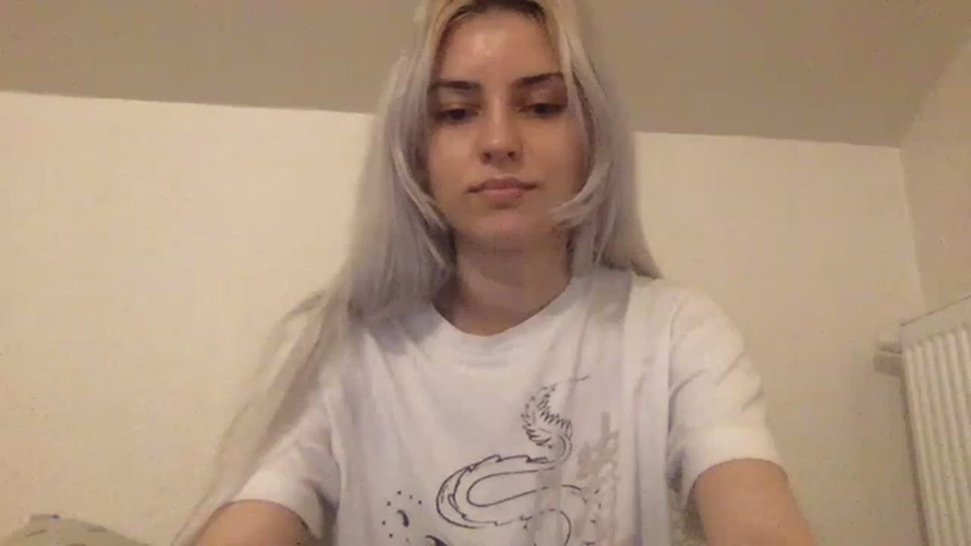 Gallery image thumbnail from LLuckyGirl's myfreecams stream on, 03/31/2023, 23:56 image 3 of 20
