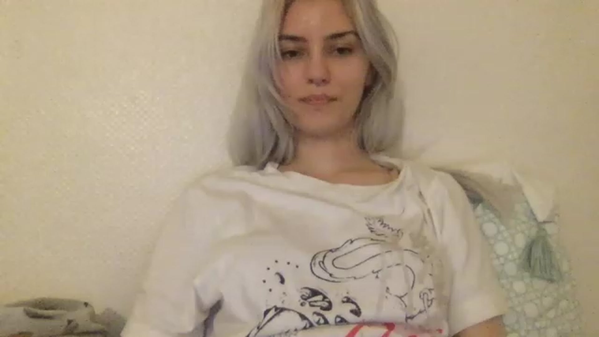 Gallery image thumbnail from LLuckyGirl's myfreecams stream on, 04/01/2023, 01:28 image 19 of 20