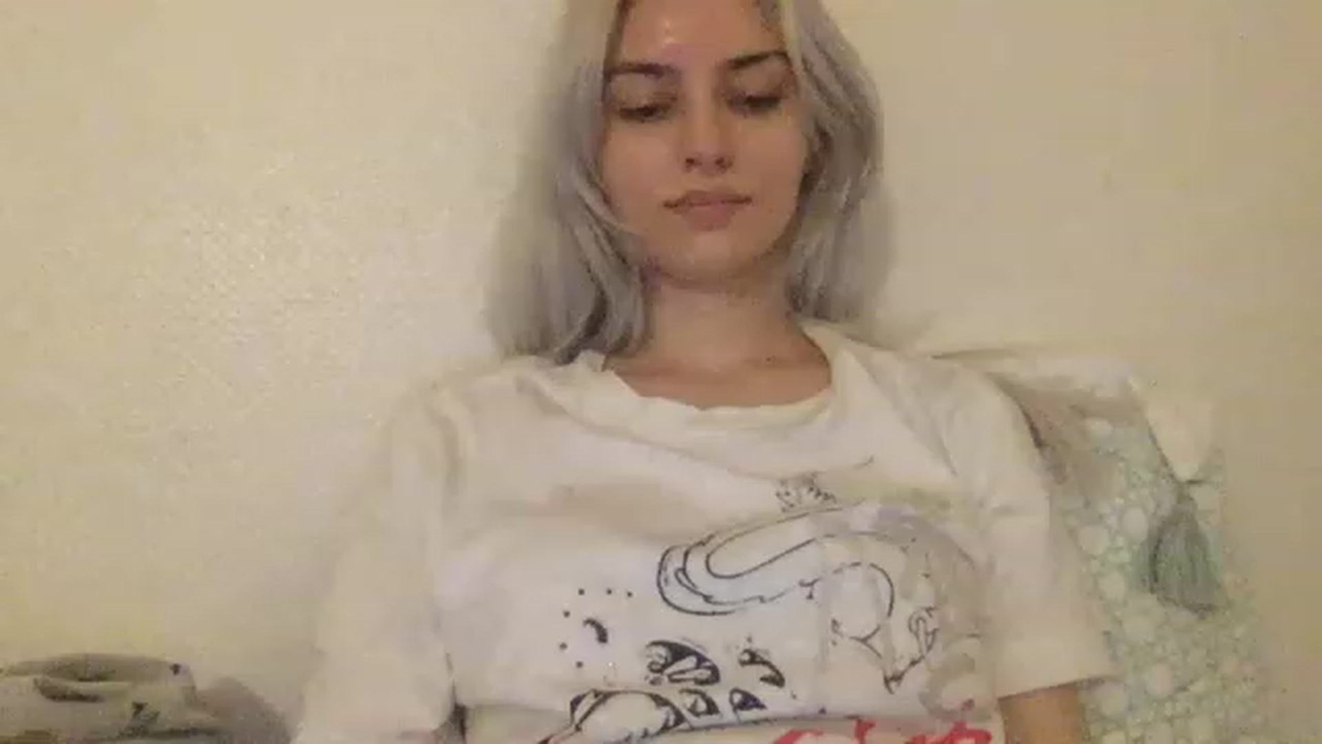 Gallery image thumbnail from LLuckyGirl's myfreecams stream on, 04/01/2023, 01:28 image 16 of 20