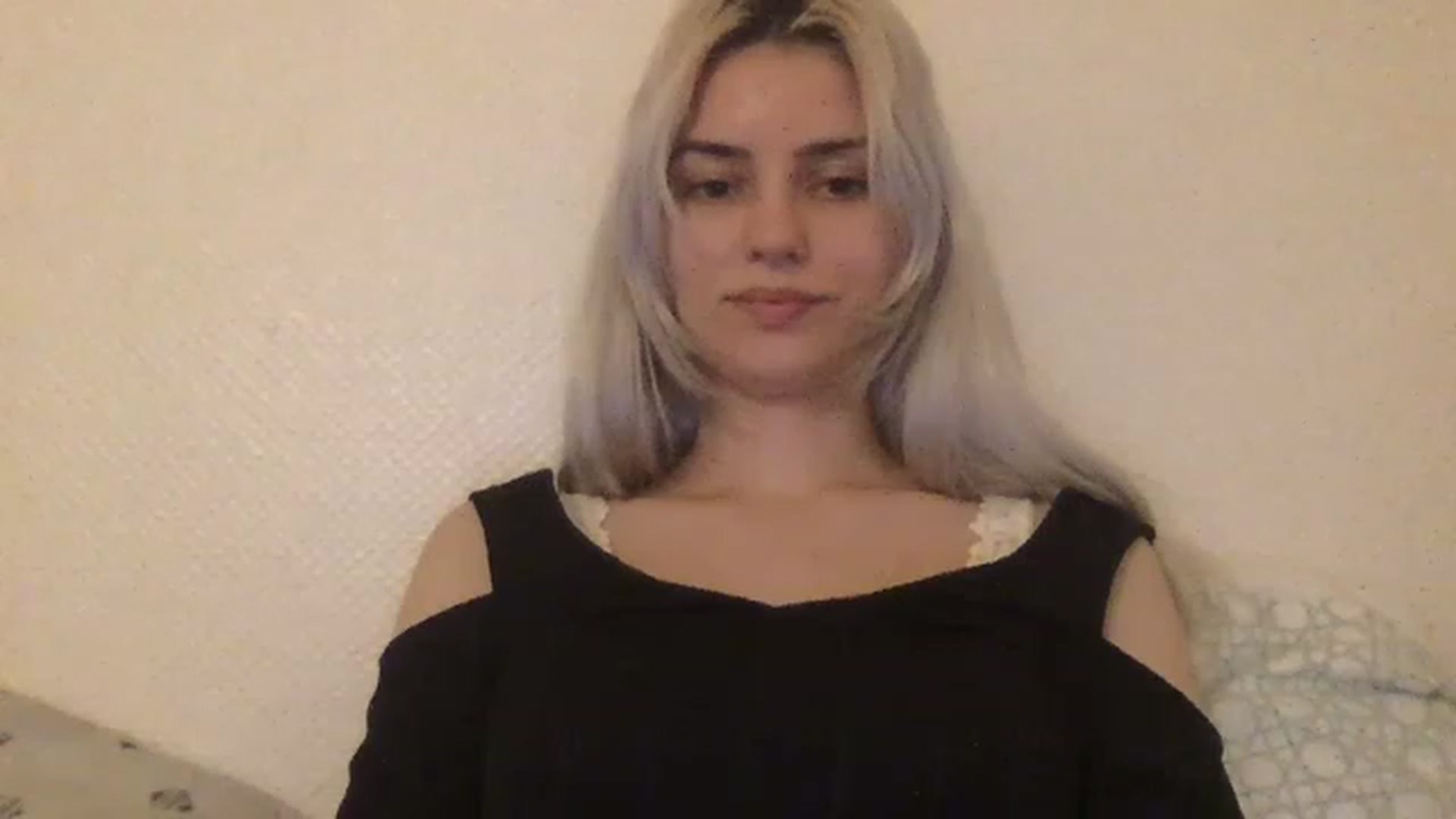 Gallery image thumbnail from LLuckyGirl's myfreecams stream on, 04/11/2023, 23:39 image 9 of 20