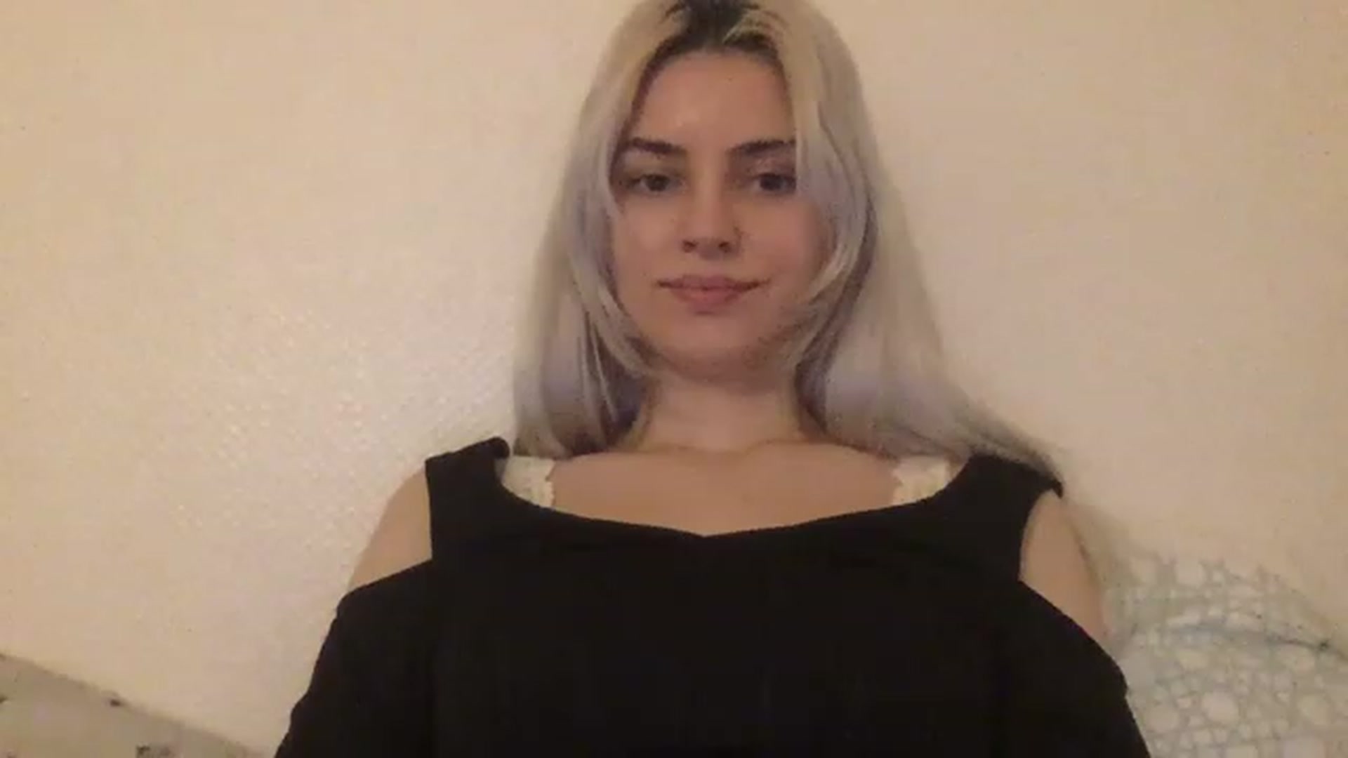 Gallery image thumbnail from LLuckyGirl's myfreecams stream on, 04/11/2023, 23:39 image 8 of 20