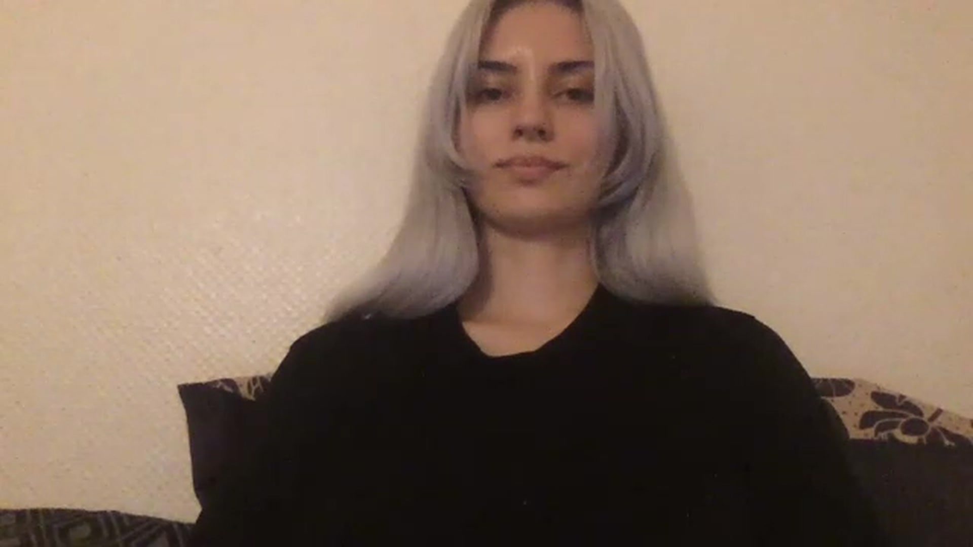 Gallery image thumbnail from LLuckyGirl's myfreecams stream on, 04/24/2023, 24:16 image 15 of 20