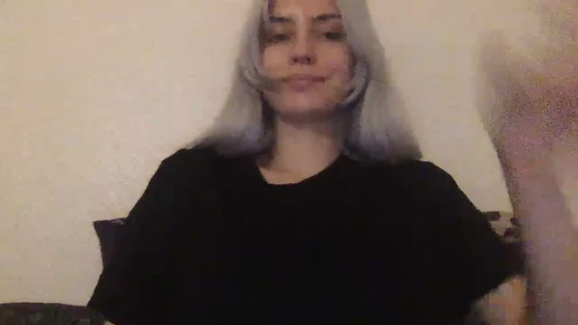 Gallery image thumbnail from LLuckyGirl's myfreecams stream on, 04/24/2023, 24:16 image 11 of 20