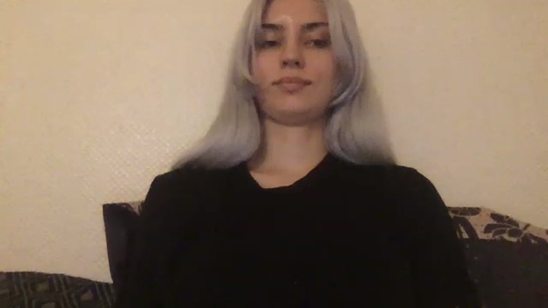 Gallery image thumbnail from LLuckyGirl's myfreecams stream on, 04/24/2023, 24:16 image 17 of 20