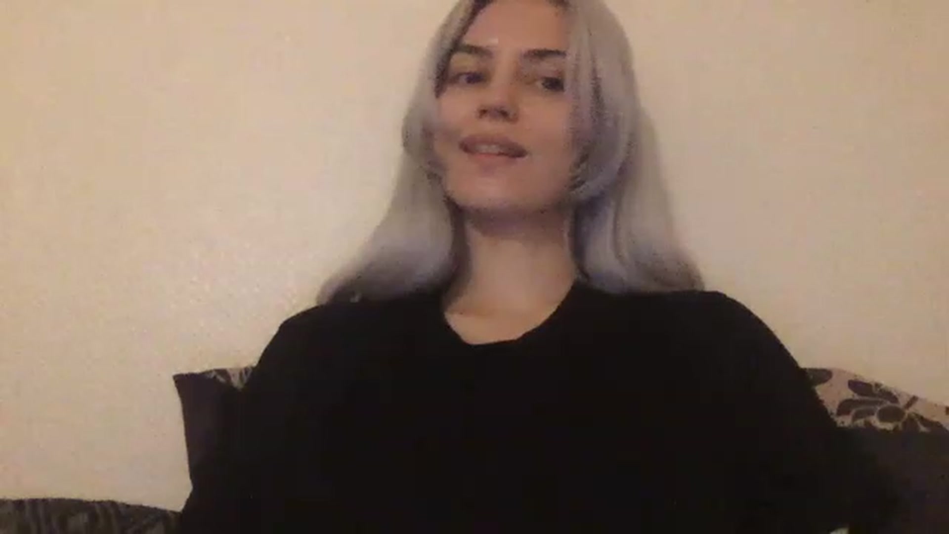Gallery image thumbnail from LLuckyGirl's myfreecams stream on, 04/24/2023, 24:16 image 13 of 20