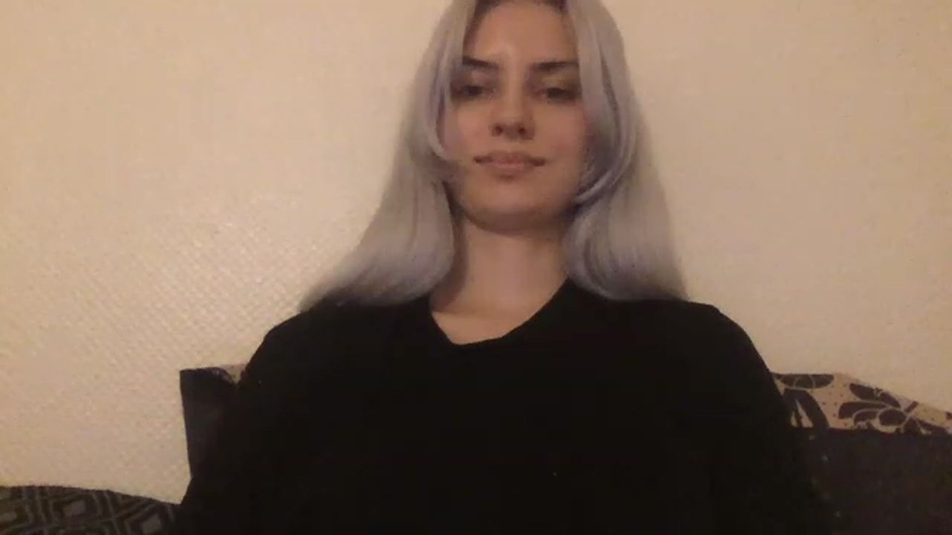 Gallery image thumbnail from LLuckyGirl's myfreecams stream on, 04/24/2023, 24:16 image 18 of 20