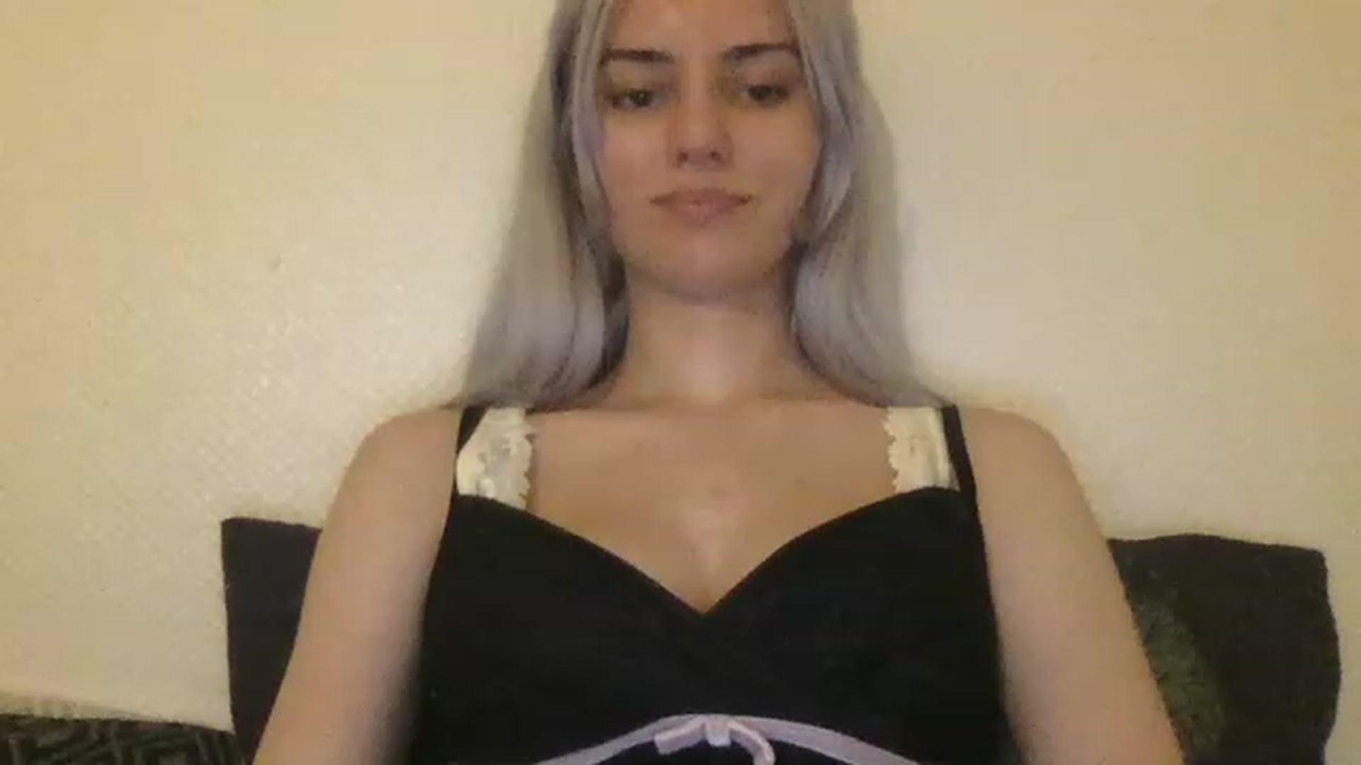 Gallery image thumbnail from LLuckyGirl's myfreecams stream on, 06/13/2023, 23:43 image 8 of 20