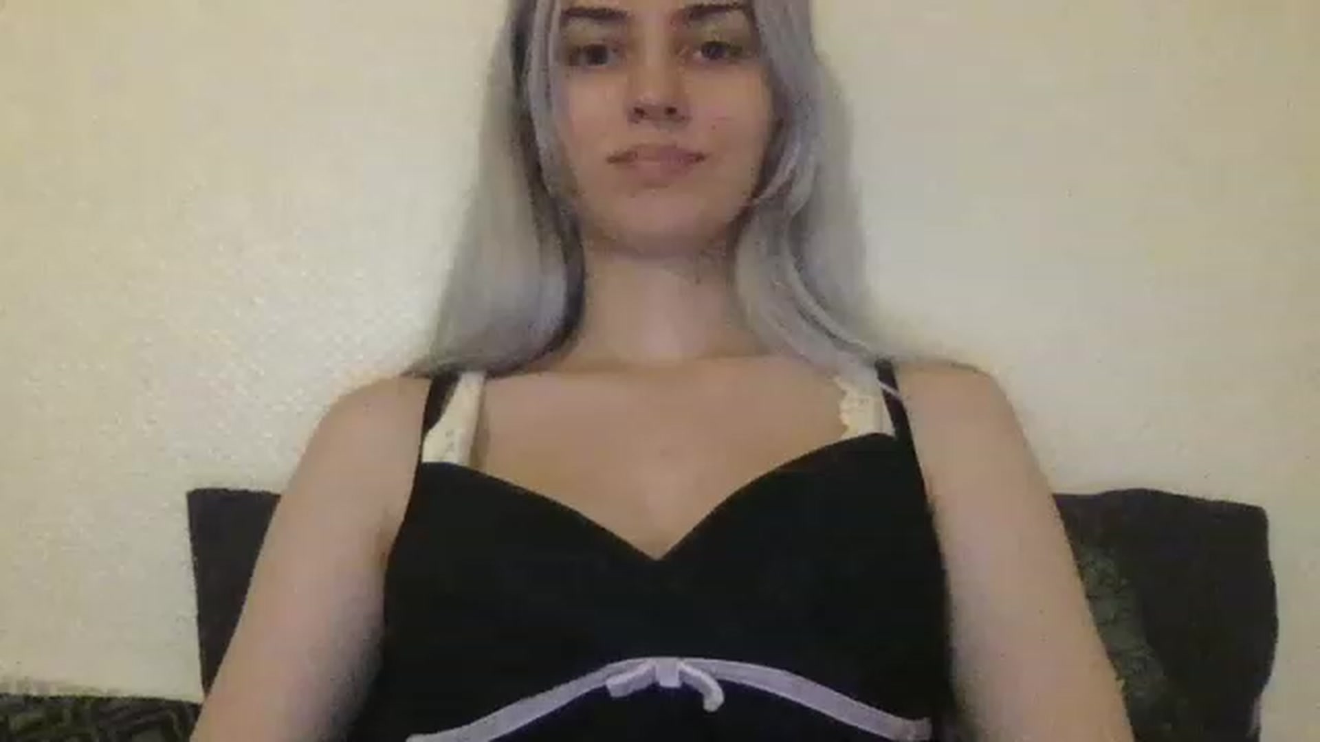 Gallery image thumbnail from LLuckyGirl's myfreecams stream on, 06/13/2023, 23:43 image 2 of 20