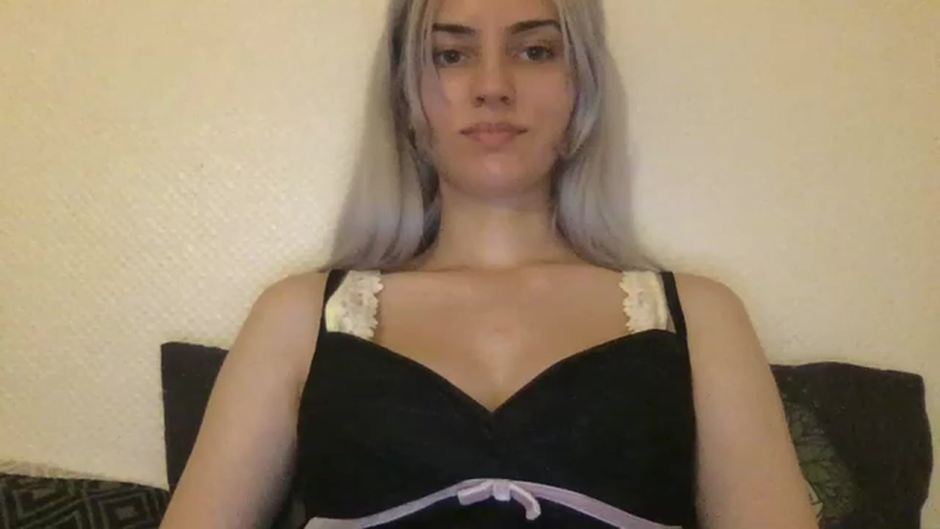 Gallery image thumbnail from LLuckyGirl's myfreecams stream on, 06/13/2023, 23:43 image 16 of 20