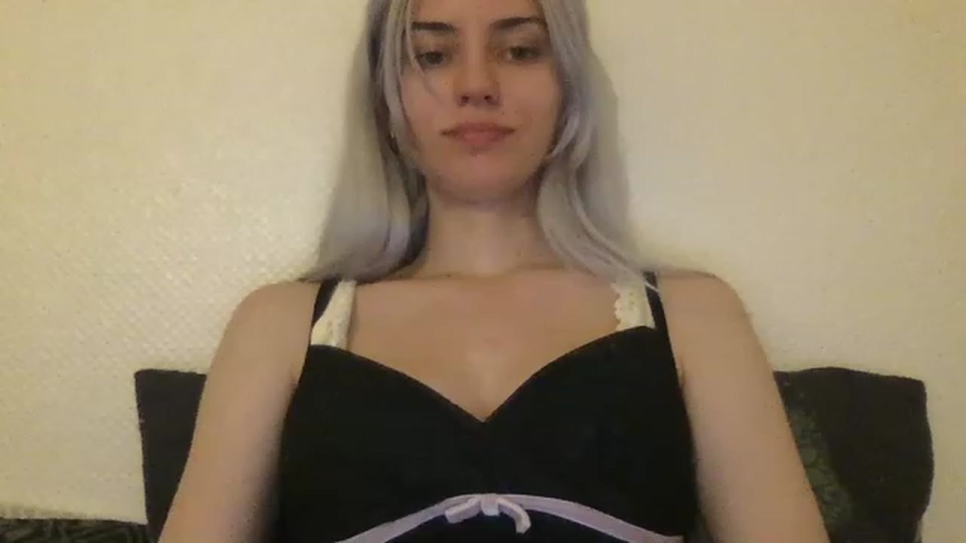 Gallery image thumbnail from LLuckyGirl's myfreecams stream on, 06/13/2023, 23:43 image 3 of 20