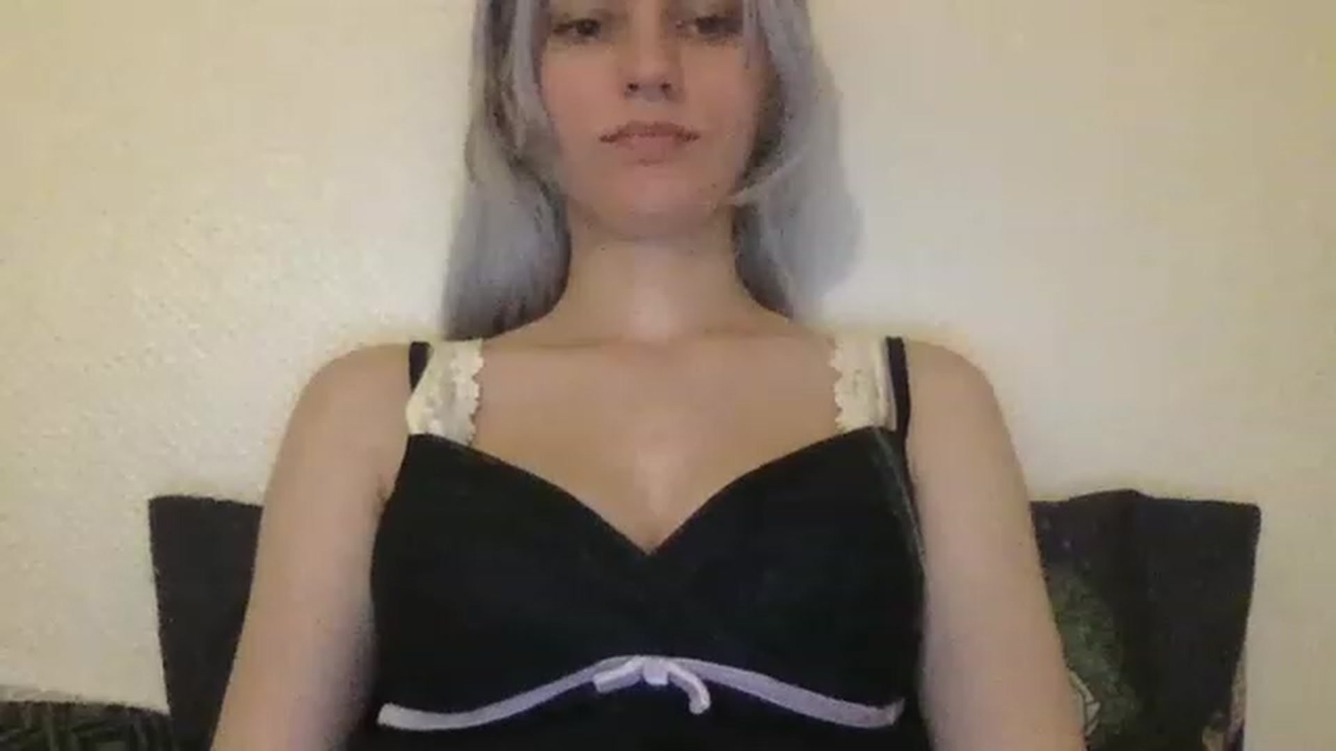 Gallery image thumbnail from LLuckyGirl's myfreecams stream on, 06/14/2023, 24:03 image 4 of 20