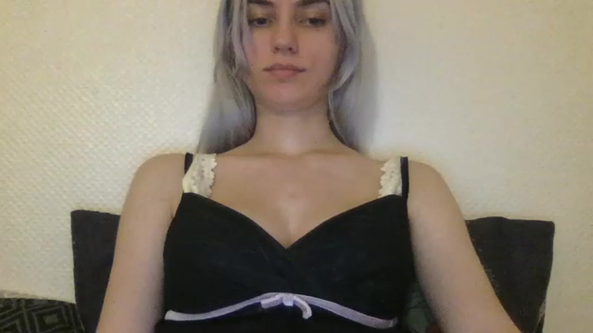 Gallery image thumbnail from LLuckyGirl's myfreecams stream on, 06/14/2023, 24:03 image 19 of 20