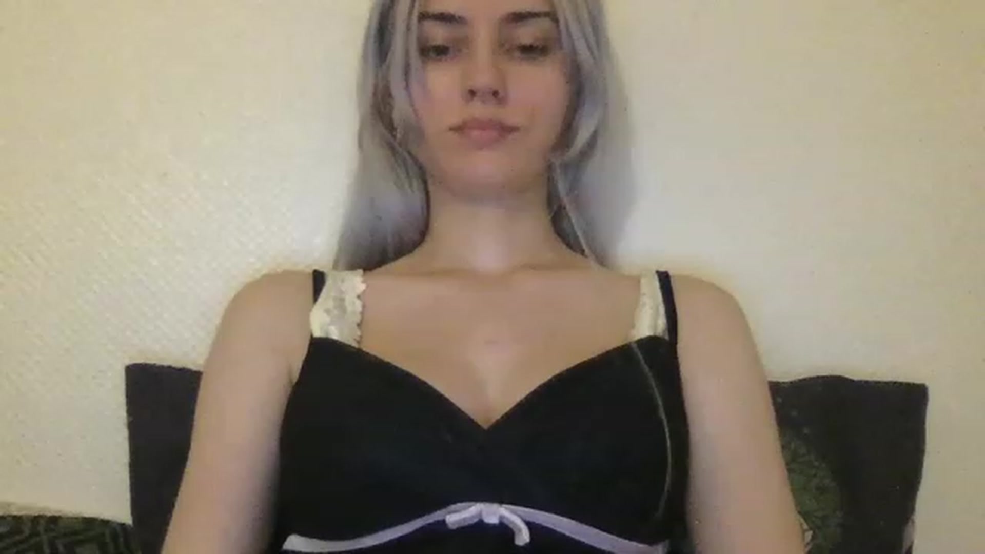 Gallery image thumbnail from LLuckyGirl's myfreecams stream on, 06/14/2023, 24:03 image 9 of 20