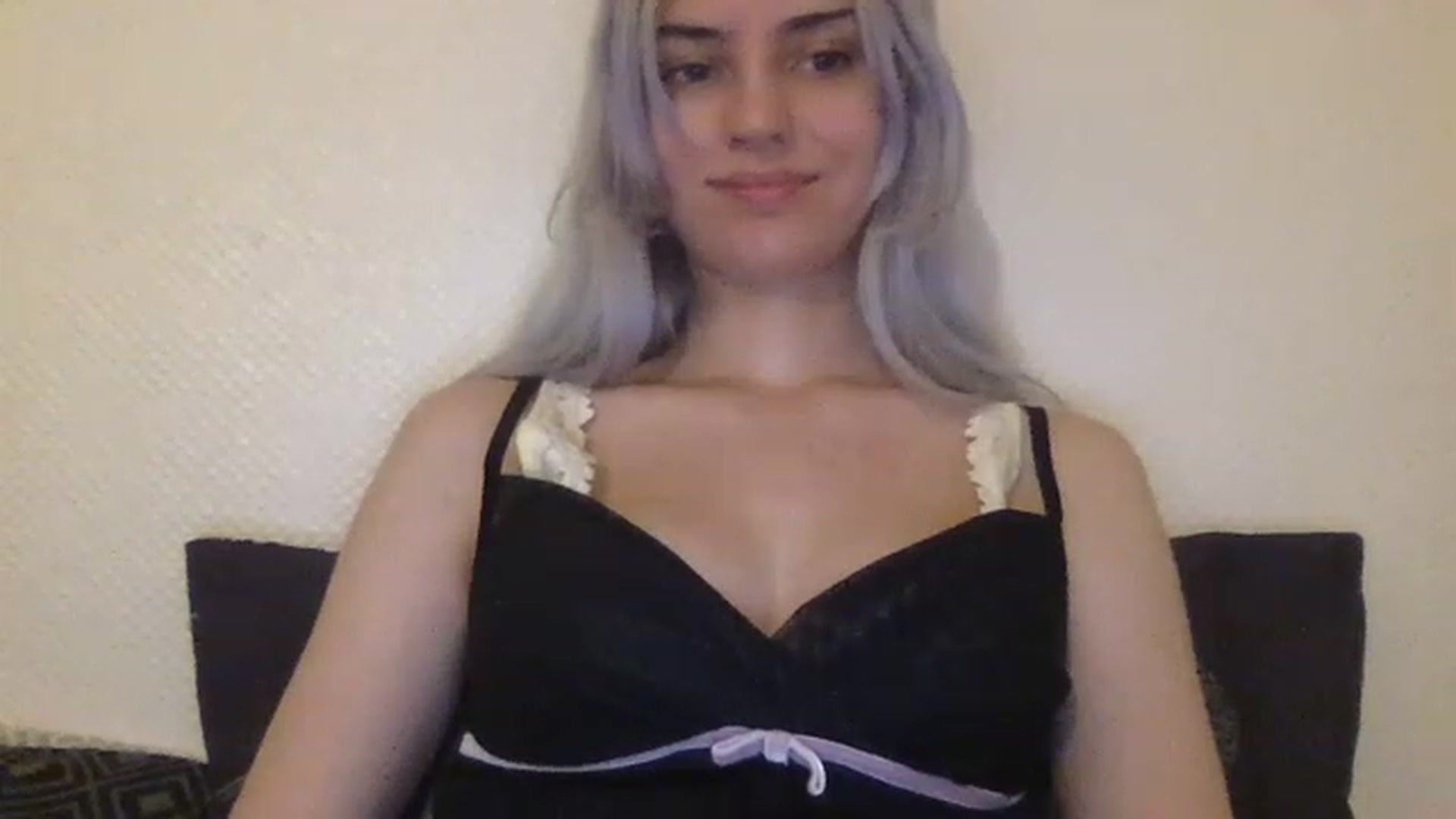 Gallery image thumbnail from LLuckyGirl's myfreecams stream on, 06/14/2023, 01:59 image 15 of 20